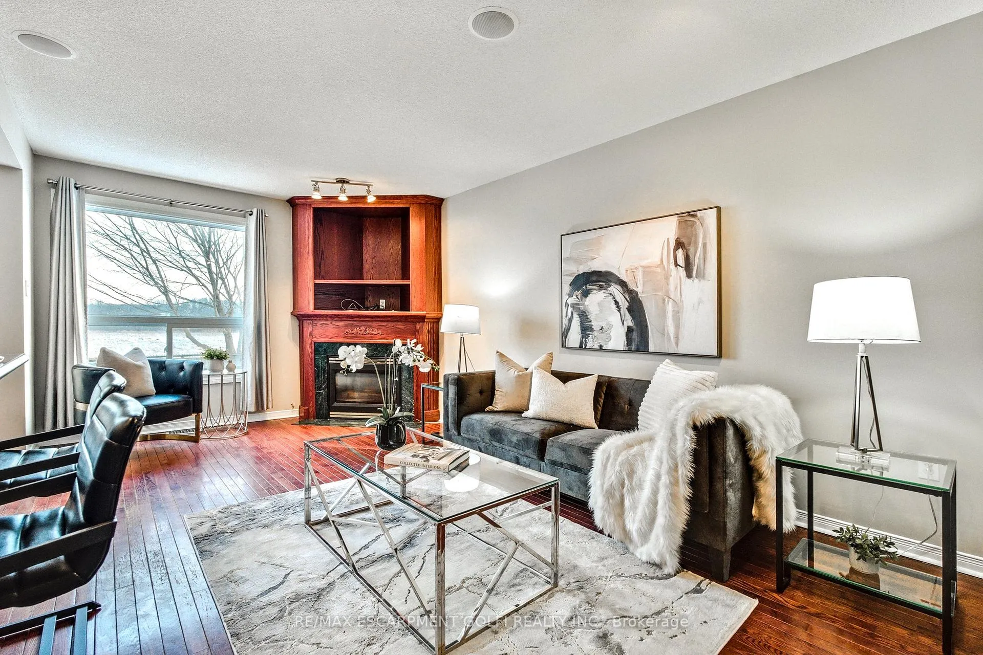 Photo 5 of Unit 31, 800 Paramount Drive, Hamilton, Stoney Creek — HOMEH
