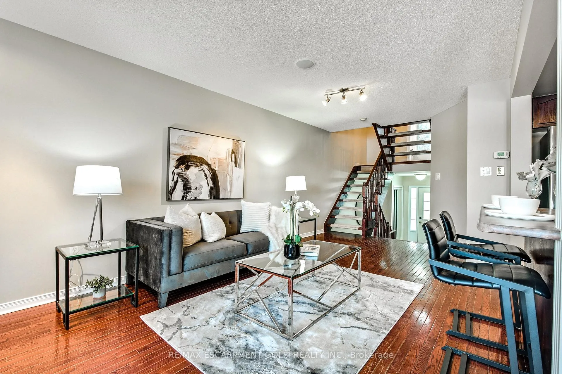 Photo 6 of Unit 31, 800 Paramount Drive, Hamilton, Stoney Creek — HOMEH