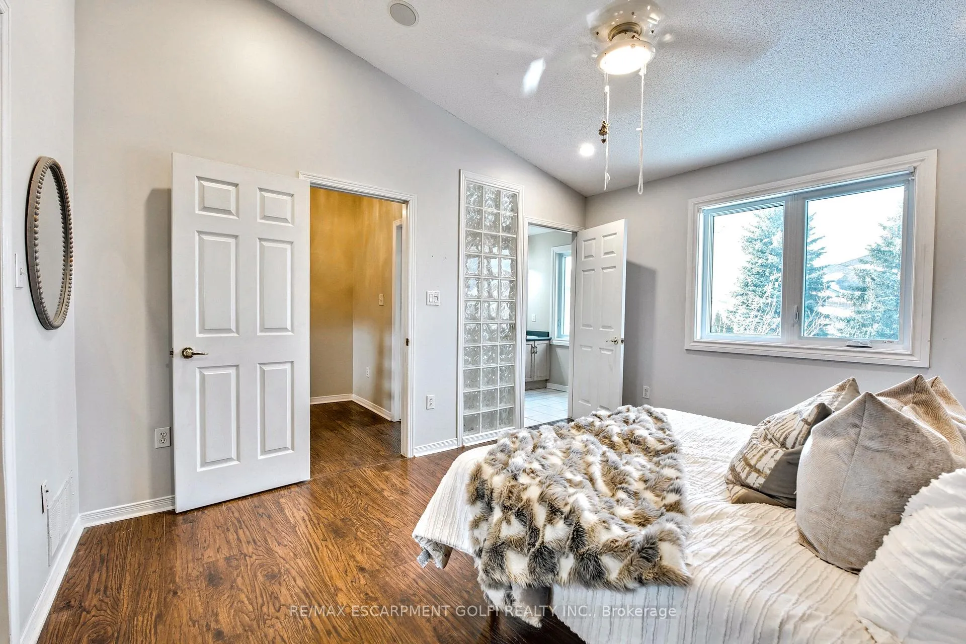 Photo 13 of Unit 31, 800 Paramount Drive, Hamilton, Stoney Creek — HOMEH