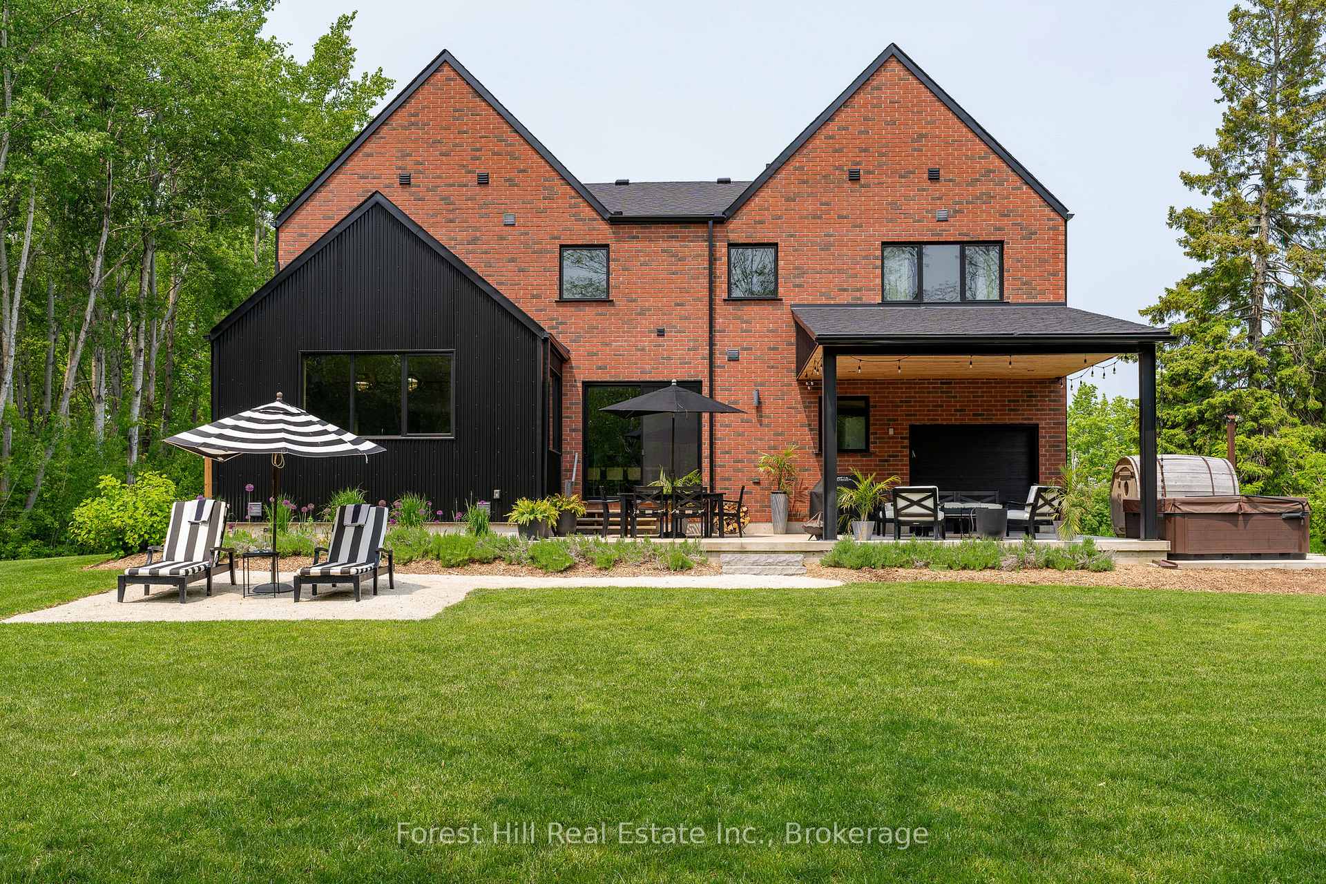 Photo 14 of 854 Sixth Street, Clearview, Rural Clearview — HOMEH