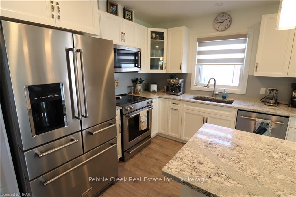 Photo 6 of 159 Lake Breeze Drive, Cramahe, Colborne — HOMEH