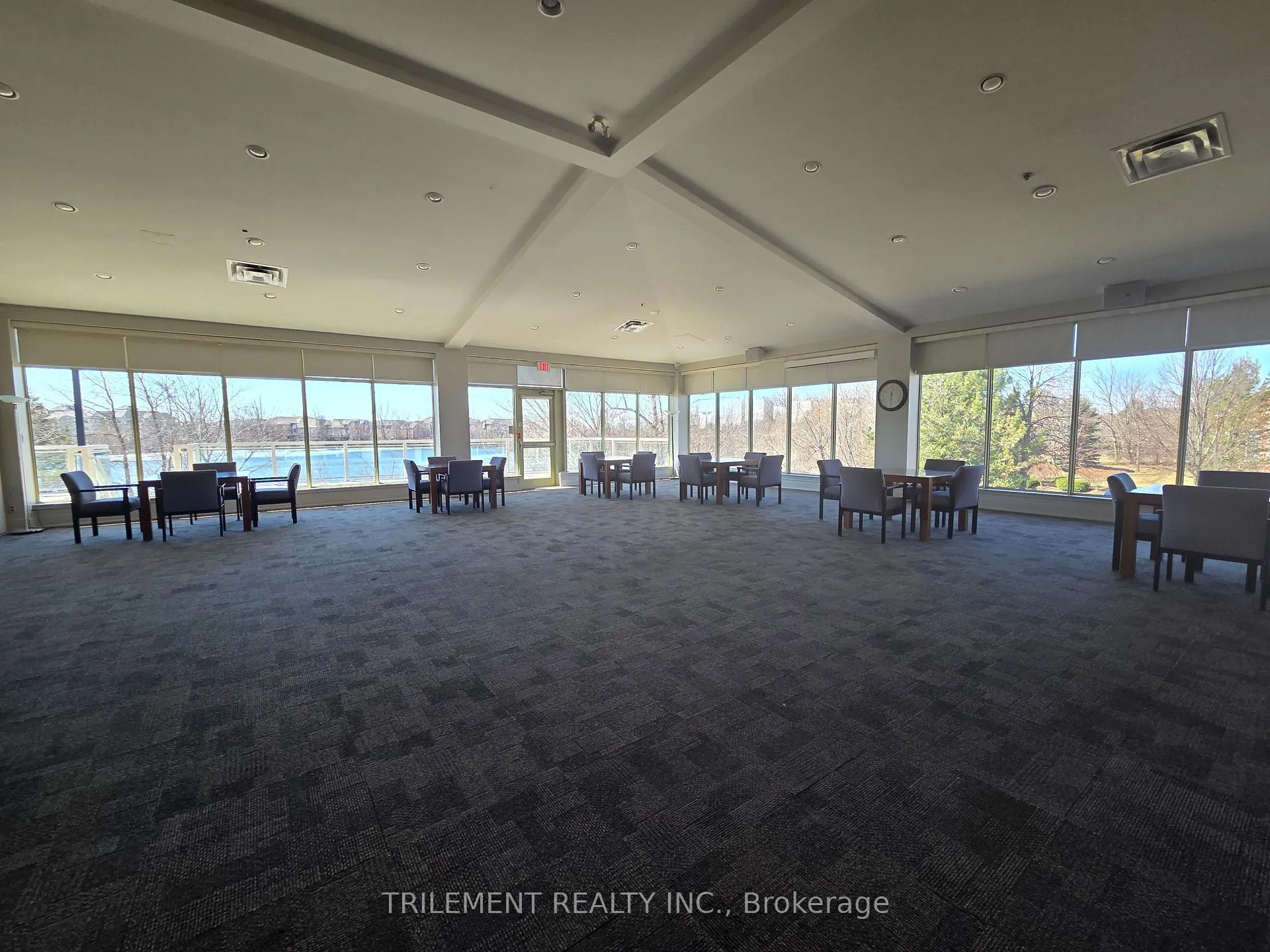 Photo 8 of 72 Louisbourg Way, Markham, Greensborough — HOMEH
