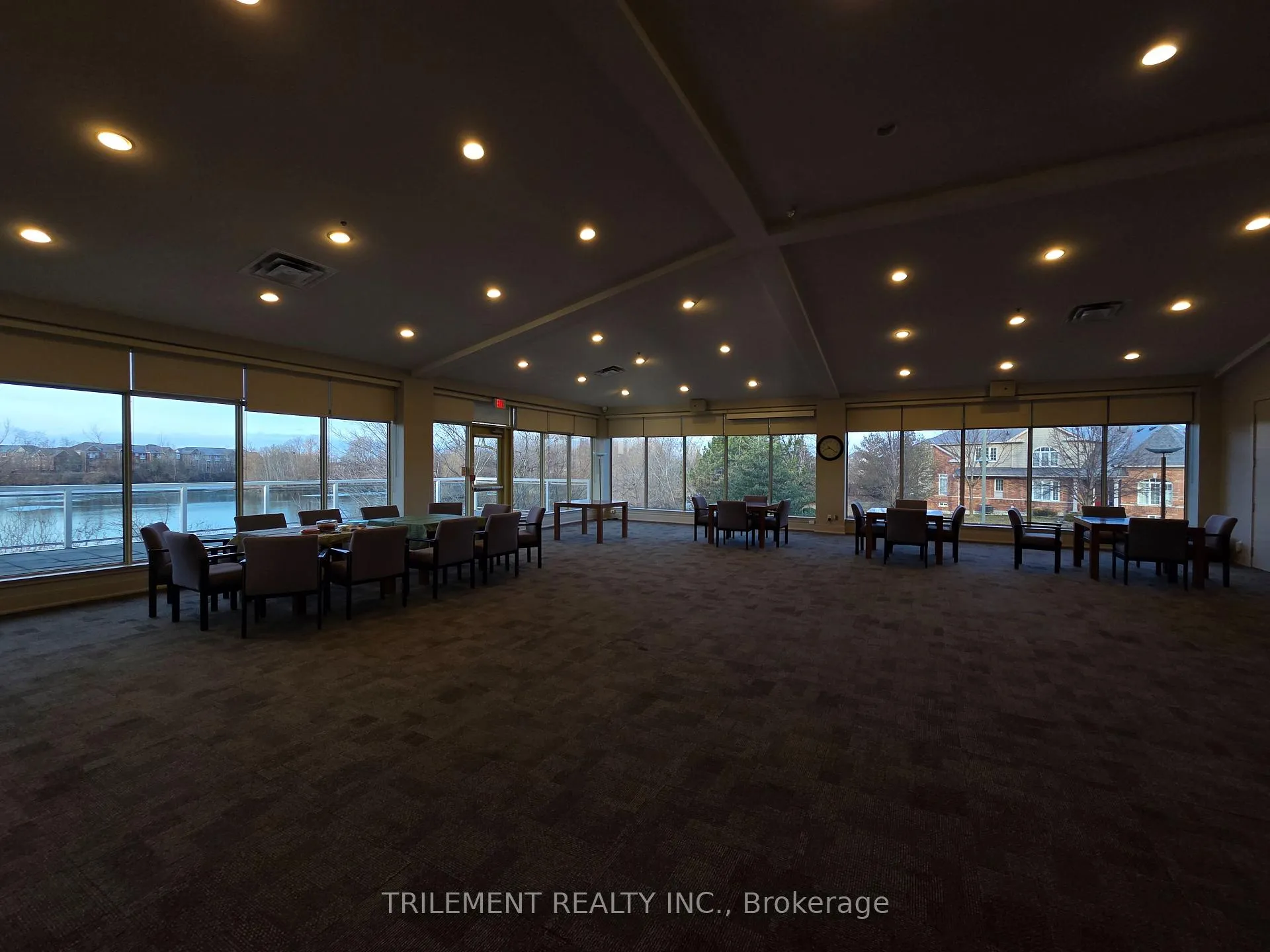 Photo 9 of 72 Louisbourg Way, Markham, Greensborough — HOMEH