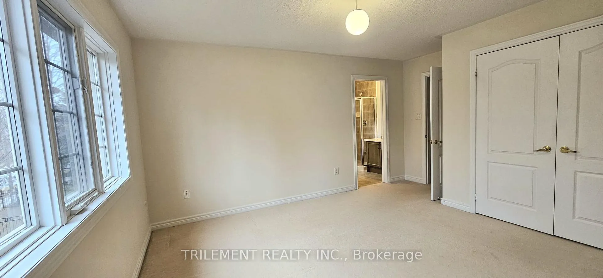 Photo 20 of 72 Louisbourg Way, Markham, Greensborough — HOMEH