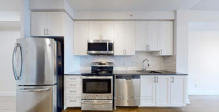 Photo 3 of Unit 827, 7161 Yonge St Street, Markham, Grandview — HOMEH