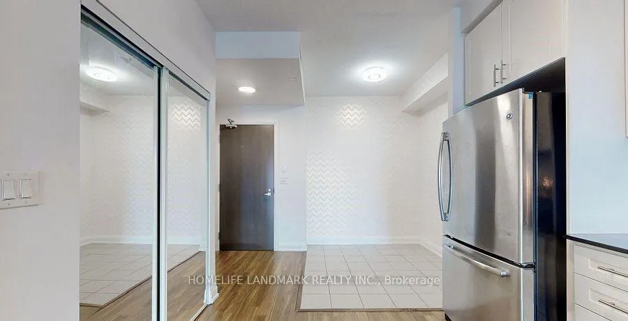 Photo 4 of Unit 827, 7161 Yonge St Street, Markham, Grandview — HOMEH