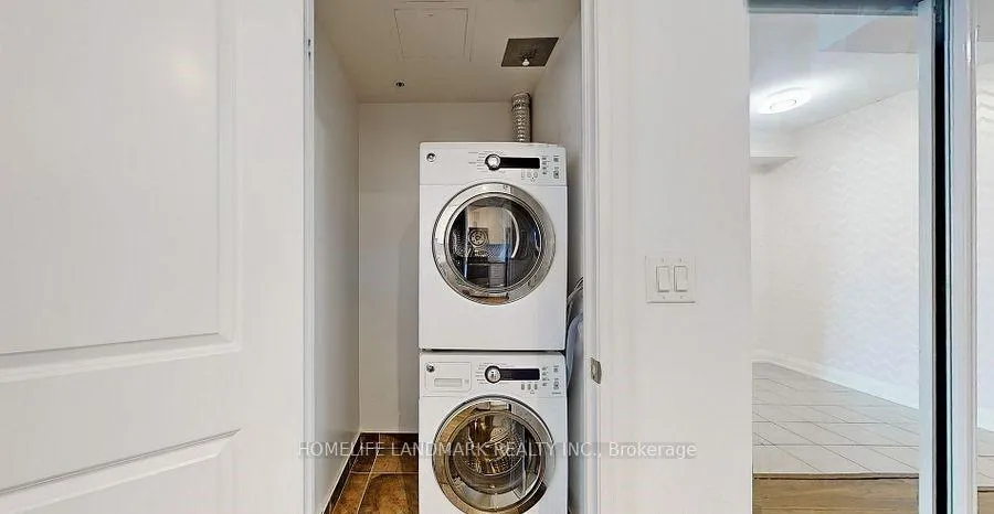 Photo 10 of Unit 827, 7161 Yonge St Street, Markham, Grandview — HOMEH