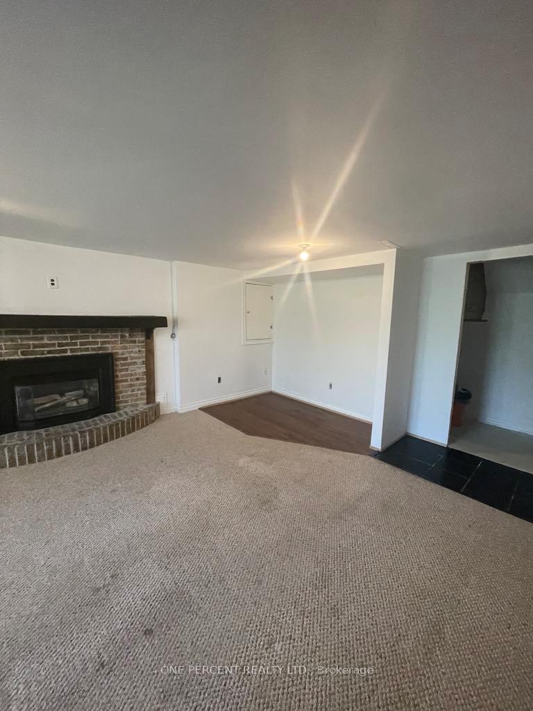 Photo 15 of 25 Chieftain Crescent, Barrie, Allandale Heights — HOMEH