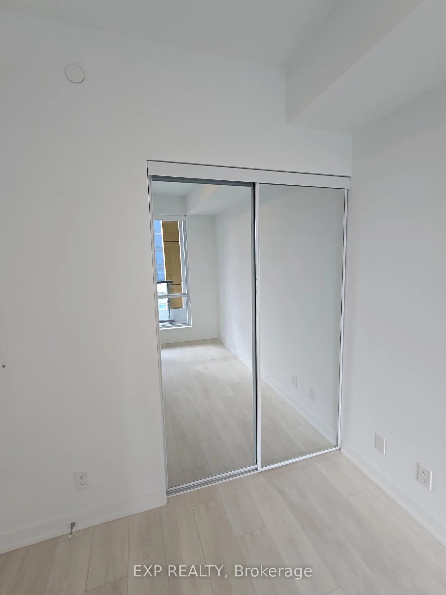 Photo 7 of Unit A-419, 7950 bathurst Street, Vaughan, Beverley Glen — HOMEH