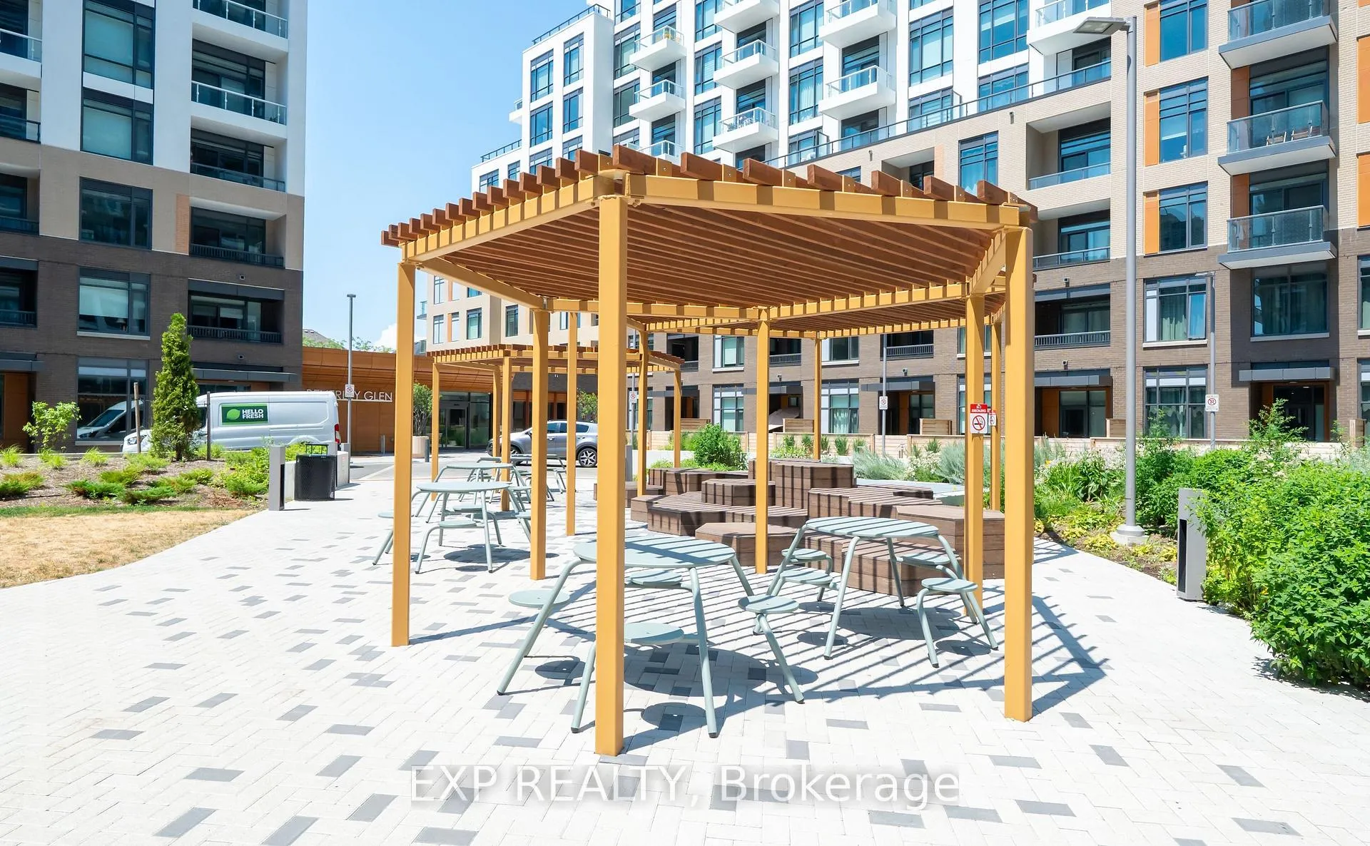 Photo 10 of Unit A-419, 7950 bathurst Street, Vaughan, Beverley Glen — HOMEH