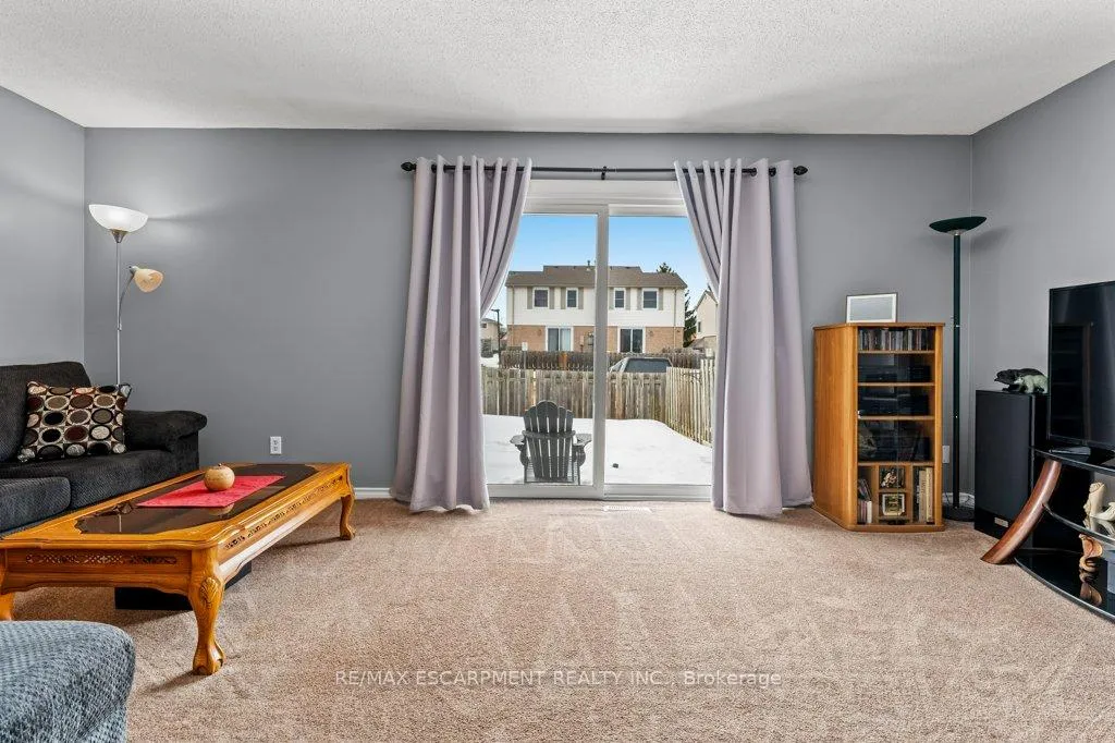 Photo 2 of Unit 49, 1300 Upper Ottawa Street, Hamilton, Quinndale — HOMEH