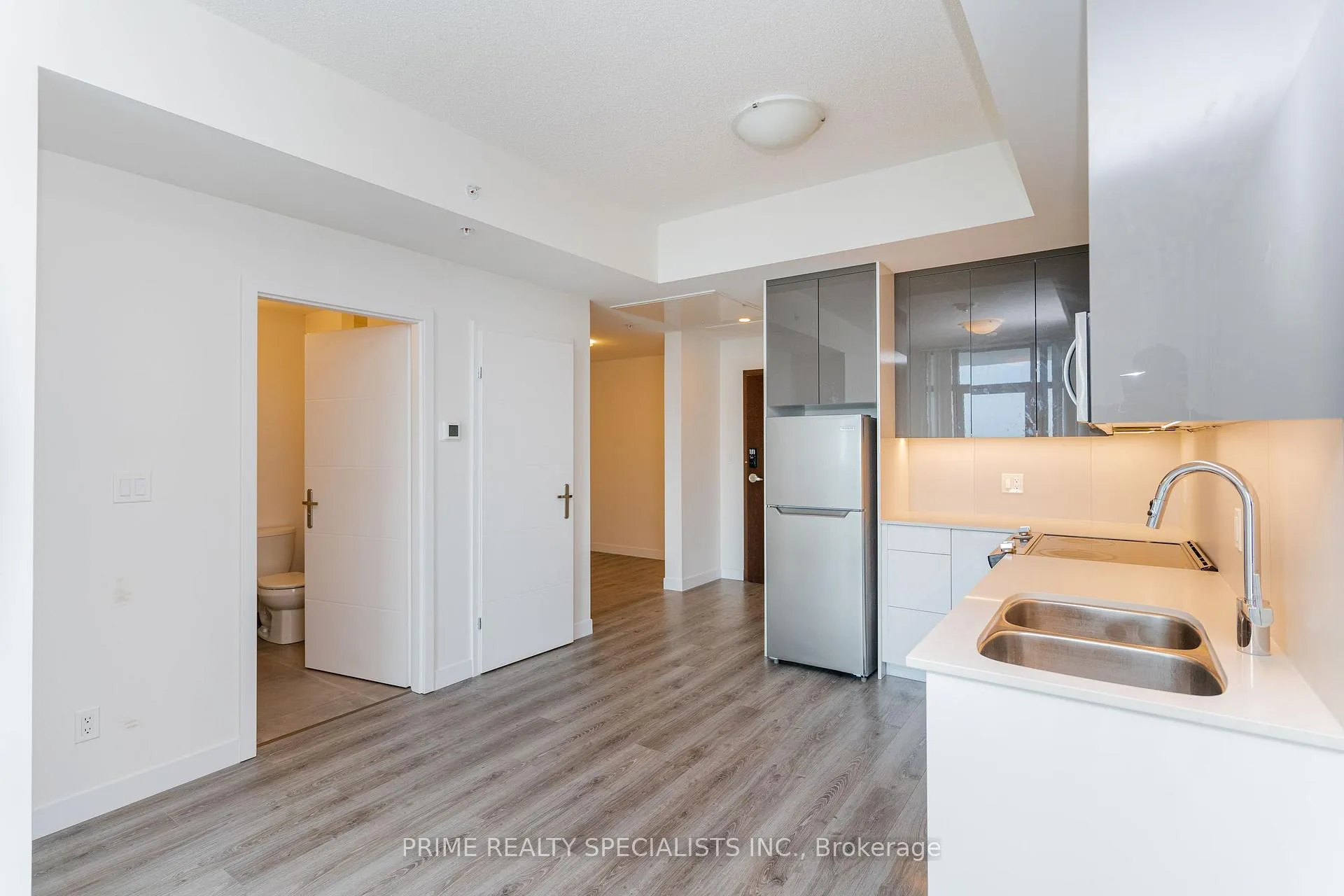 Photo 9 of Unit 3010, 60 Frederick Street, Kitchener, City Commercial Core — HOMEH