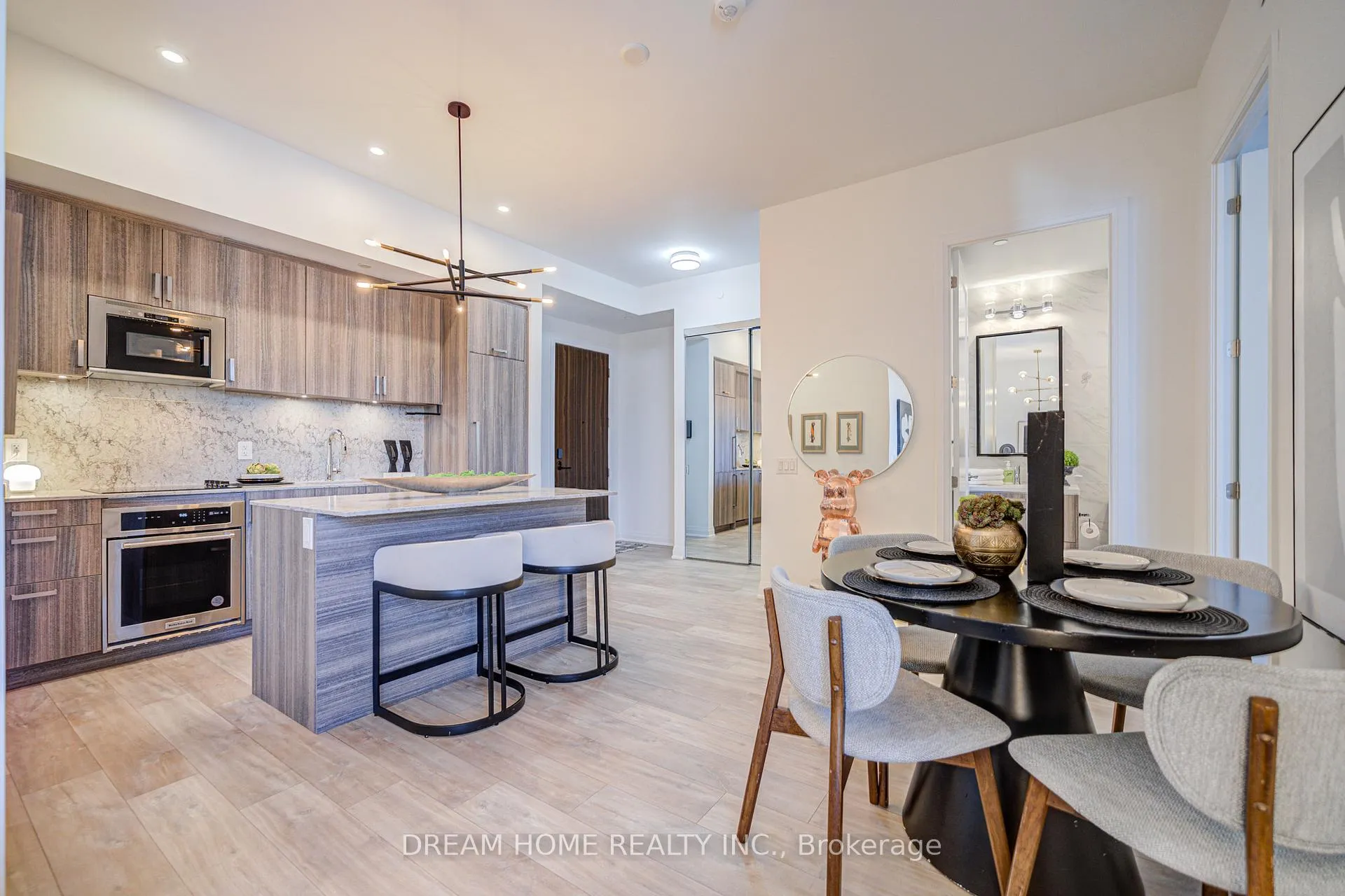Photo 5 of Unit PH29, 280 Howland Avenue, Toronto, The Annex — HOMEH