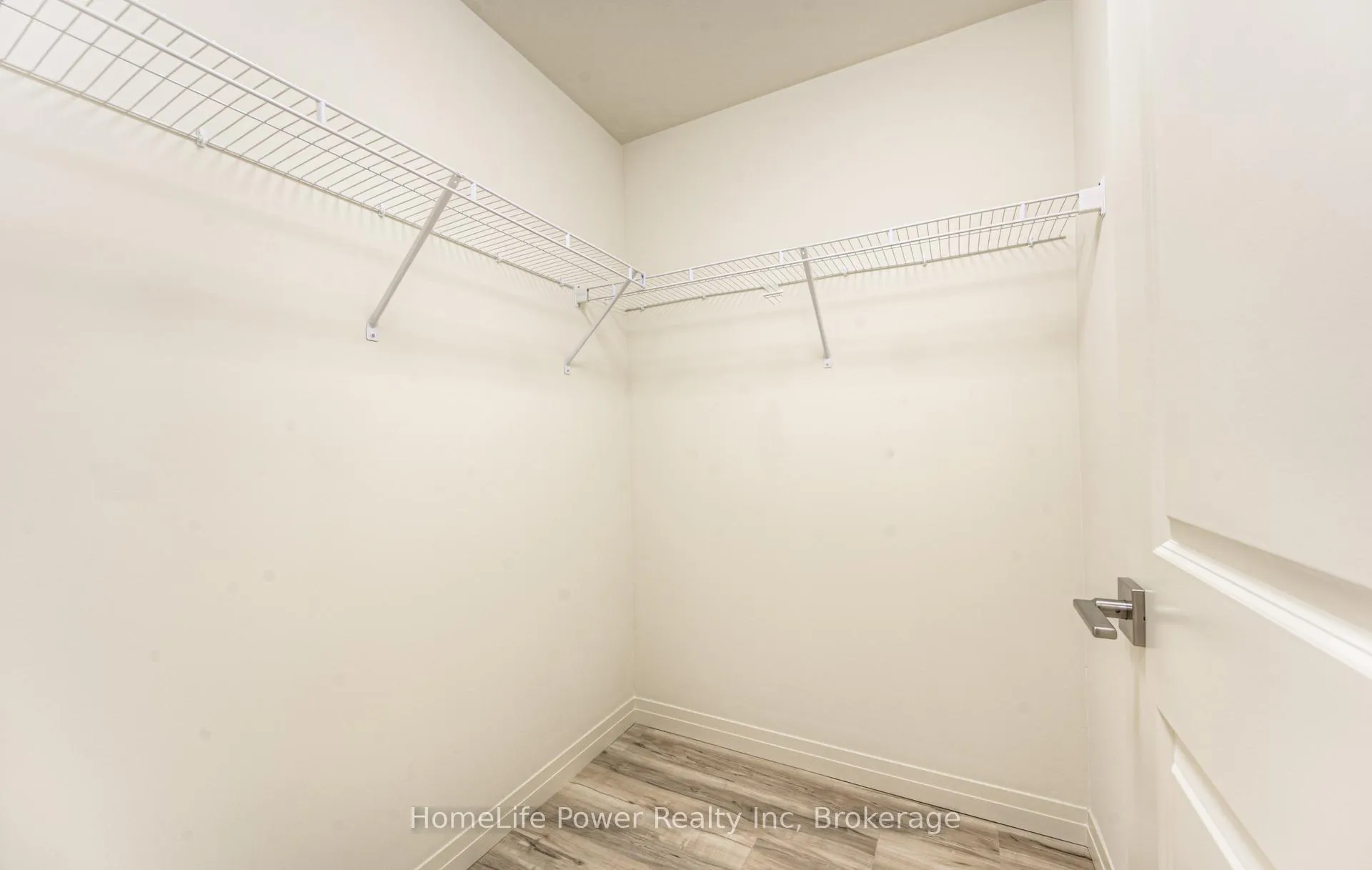 Photo 11 of Unit 205, 301 Westmount Road, Kitchener — HOMEH