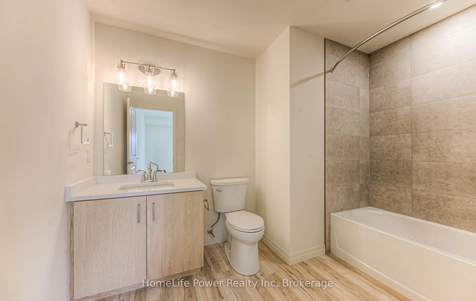 Photo 12 of Unit 205, 301 Westmount Road, Kitchener — HOMEH