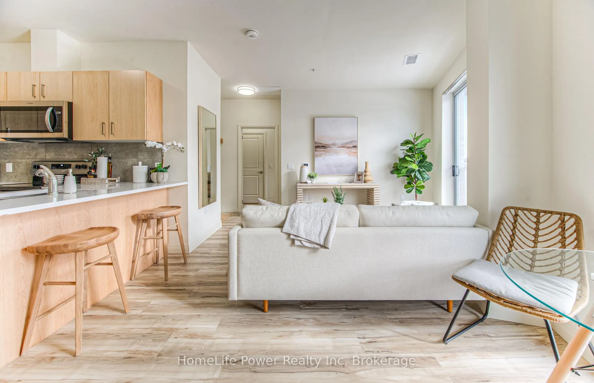 Photo 6 of Unit G4, 301 Westmount Road, Kitchener — HOMEH