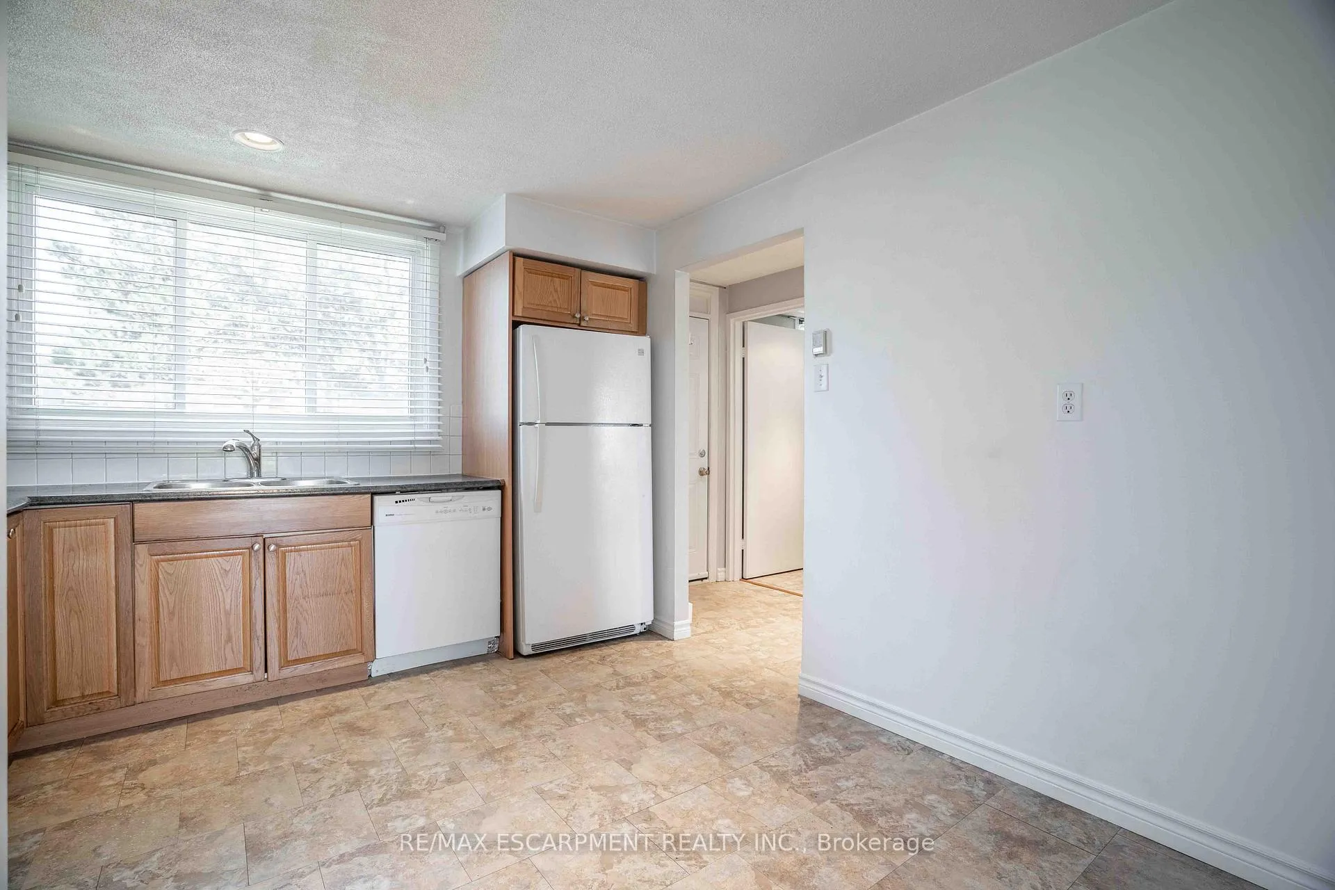 Photo 7 of Unit A10, 25 Britten Close, Hamilton, Rolston — HOMEH