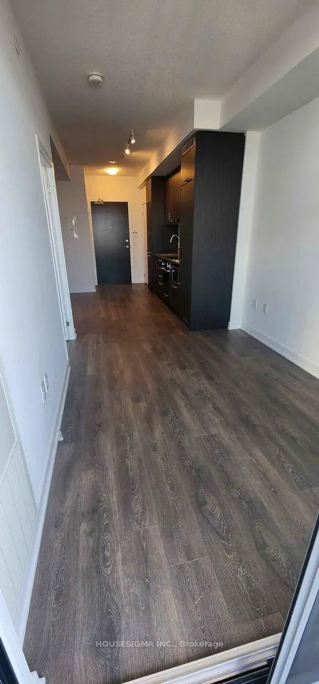 Photo 9 of Unit 822, 60 Honeycrisp Crescent S, Vaughan, Vaughan Corporate Centre — HOMEH