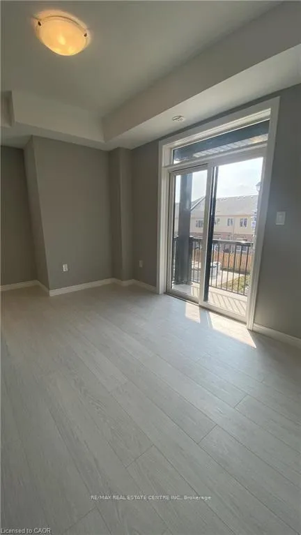Photo 7 of 70 Wheat Lane, Kitchener — HOMEH