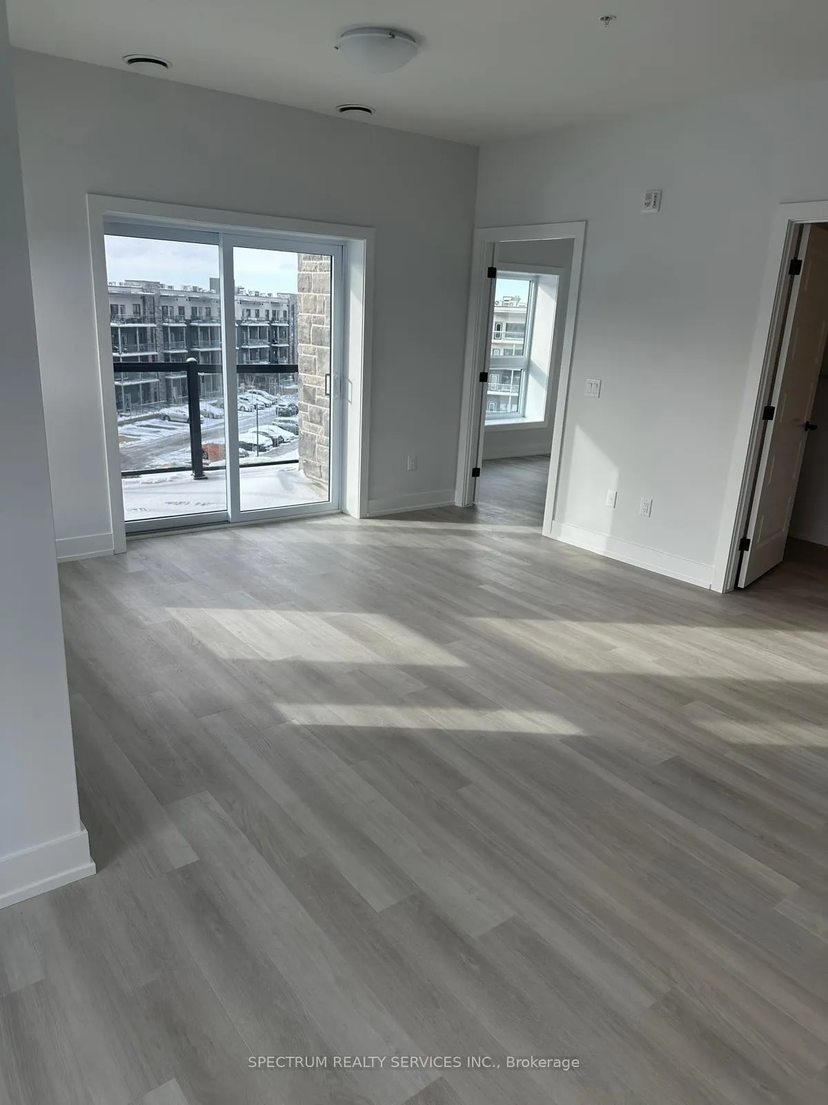 Photo 4 of Unit 518, 1100 Lackner Place, Kitchener — HOMEH