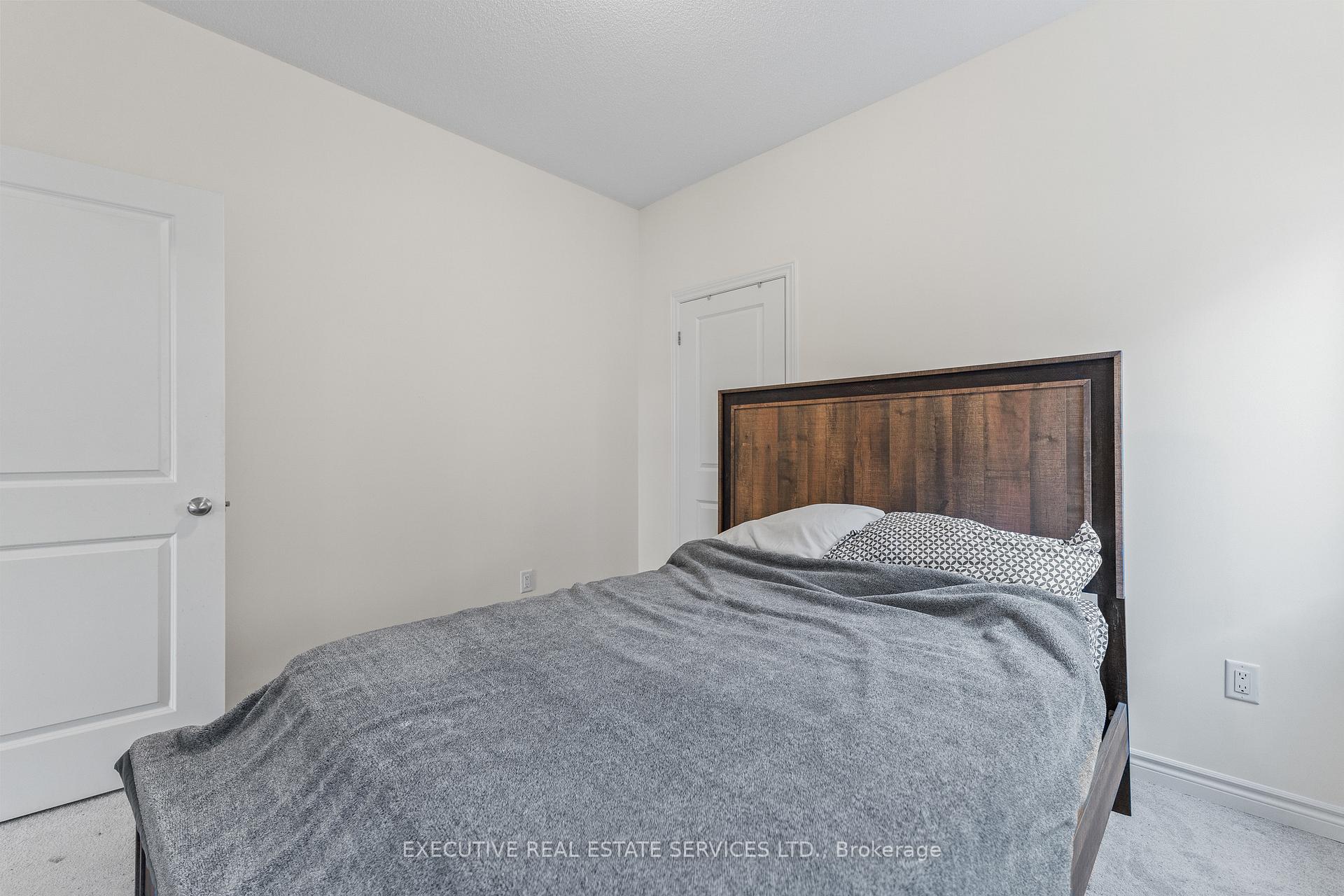 Photo 33 of 36 Truffle Court, Brampton, Northwest Brampton — HOMEH