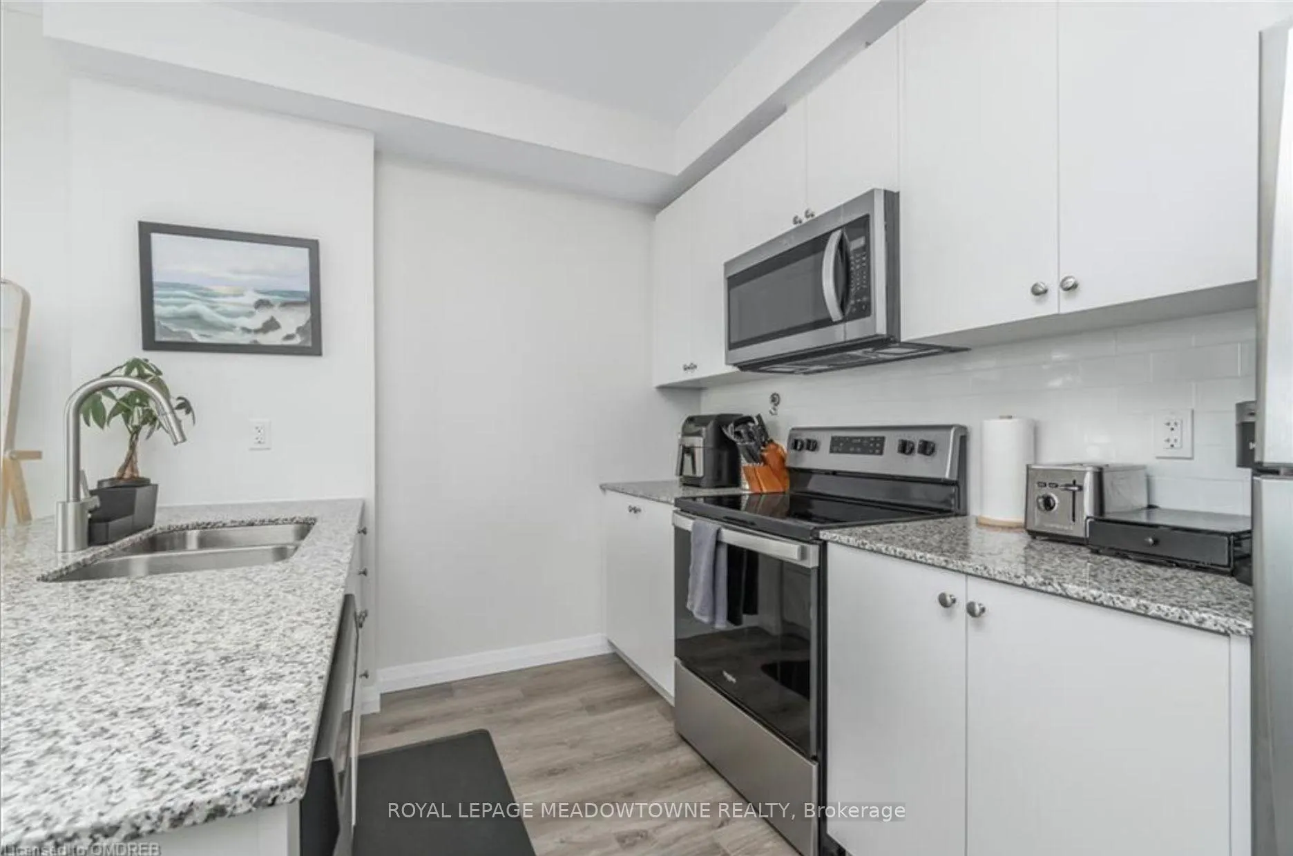 Photo 10 of Unit 1206, 60 Charles Street W, Kitchener, City Commercial Core — HOMEH
