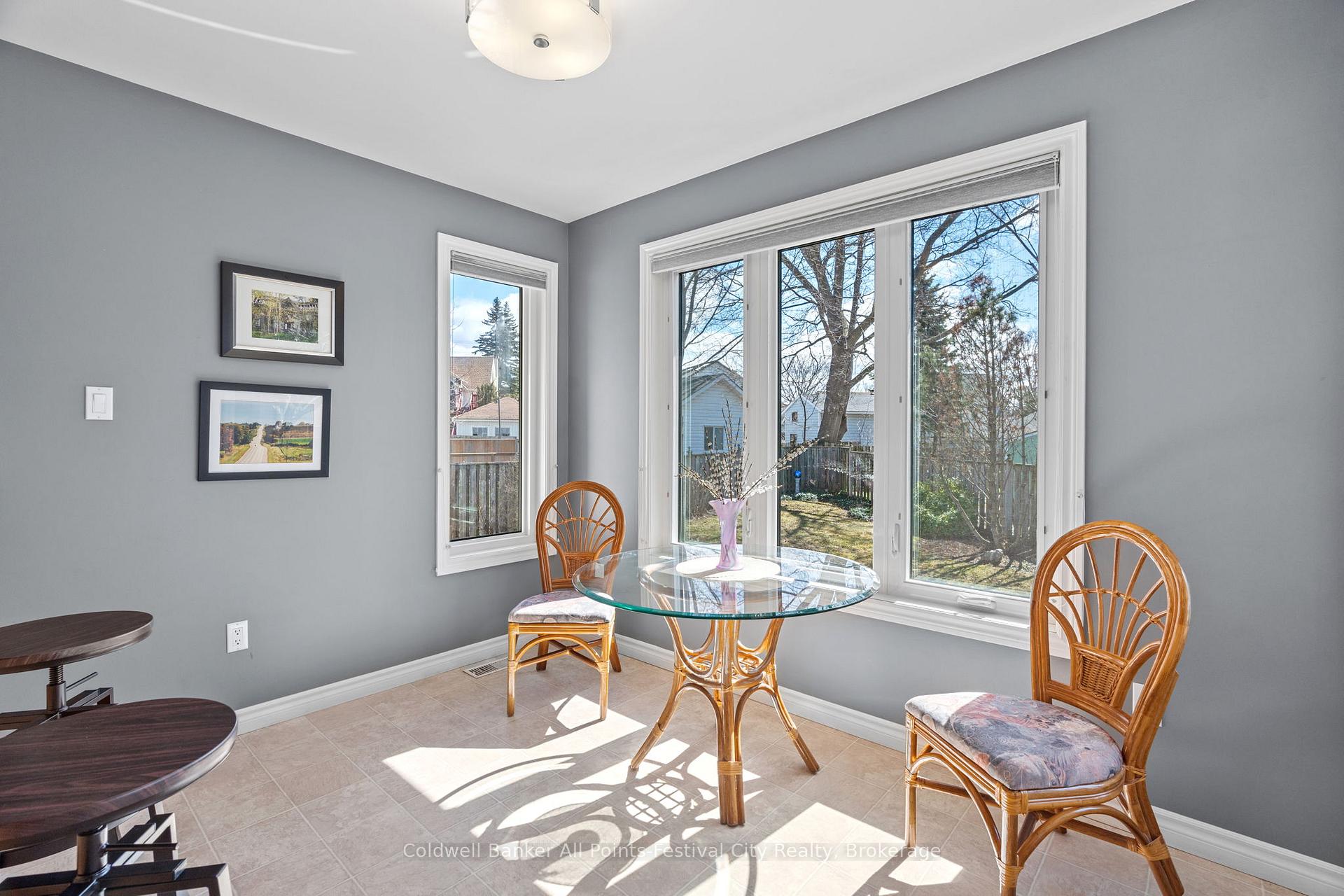 Photo 20 of 52 Napier Street, Goderich, Goderich (Town) — HOMEH