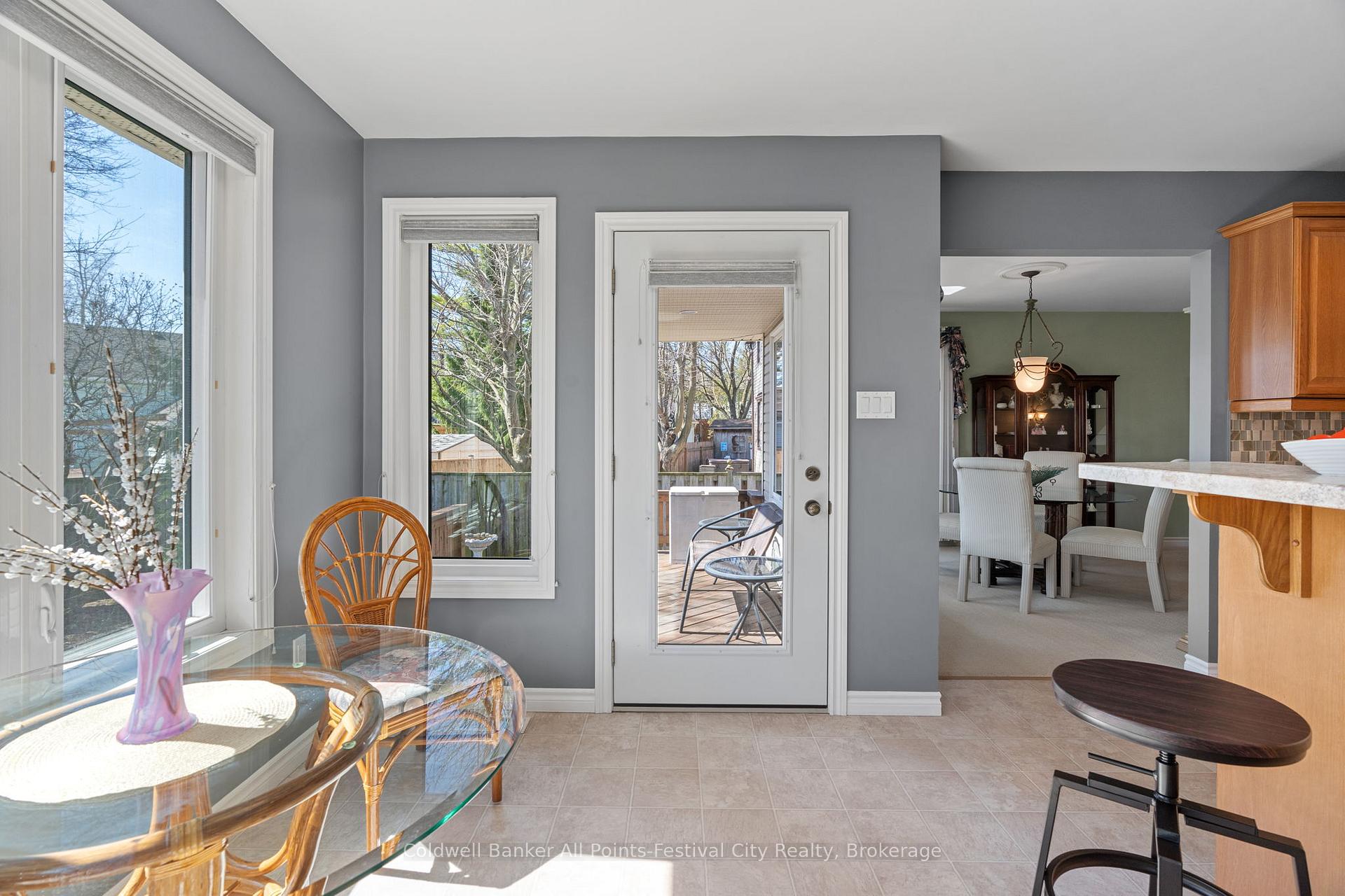 Photo 23 of 52 Napier Street, Goderich, Goderich (Town) — HOMEH