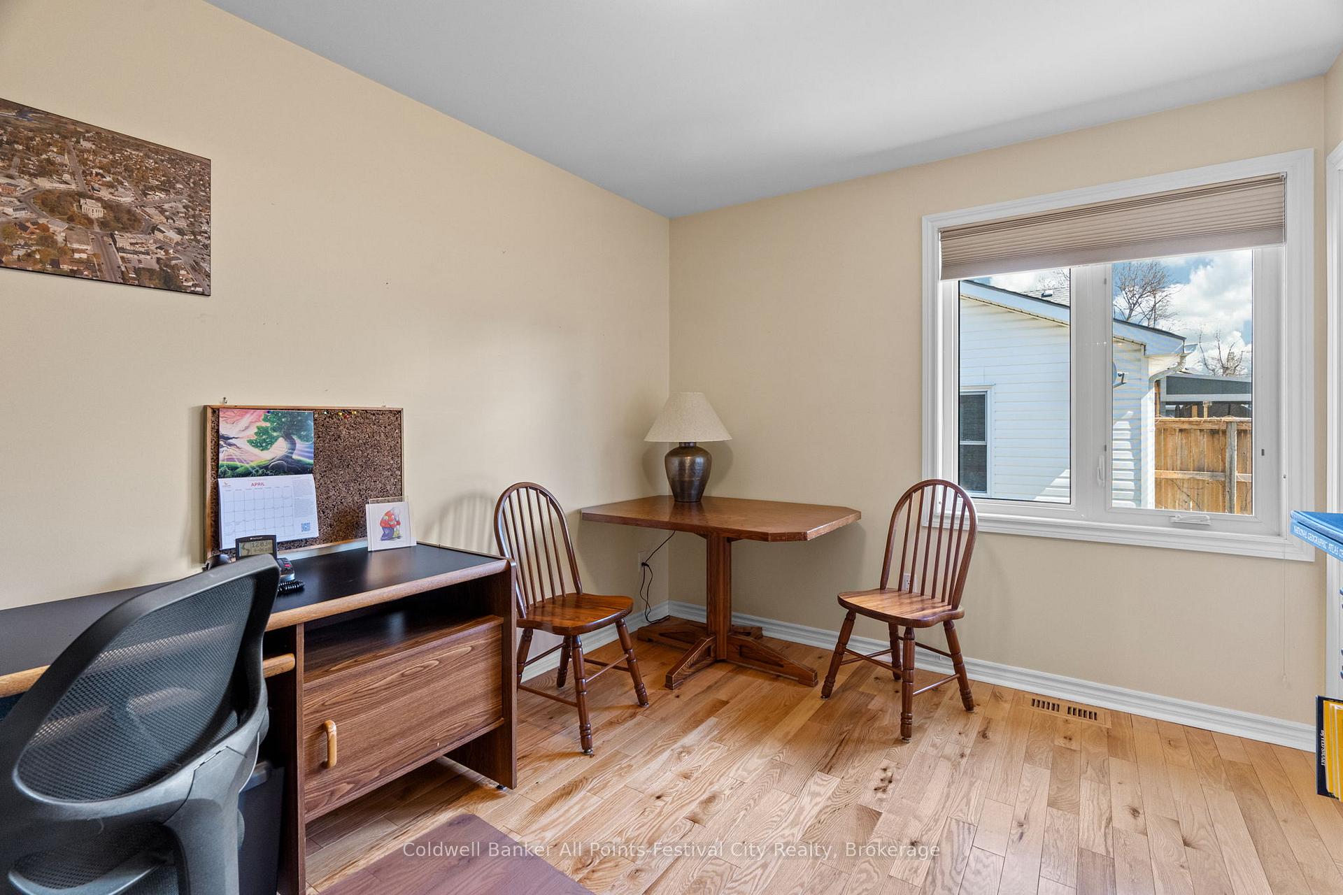 Photo 27 of 52 Napier Street, Goderich, Goderich (Town) — HOMEH