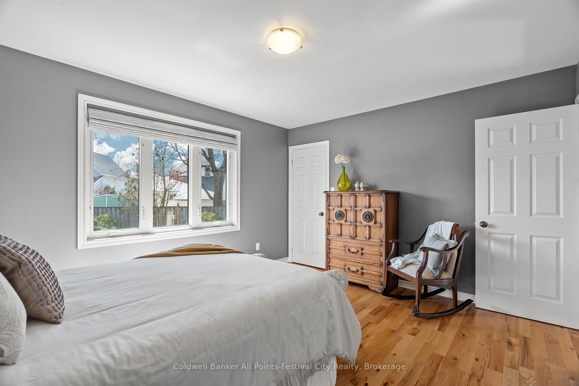 Photo 30 of 52 Napier Street, Goderich, Goderich (Town) — HOMEH