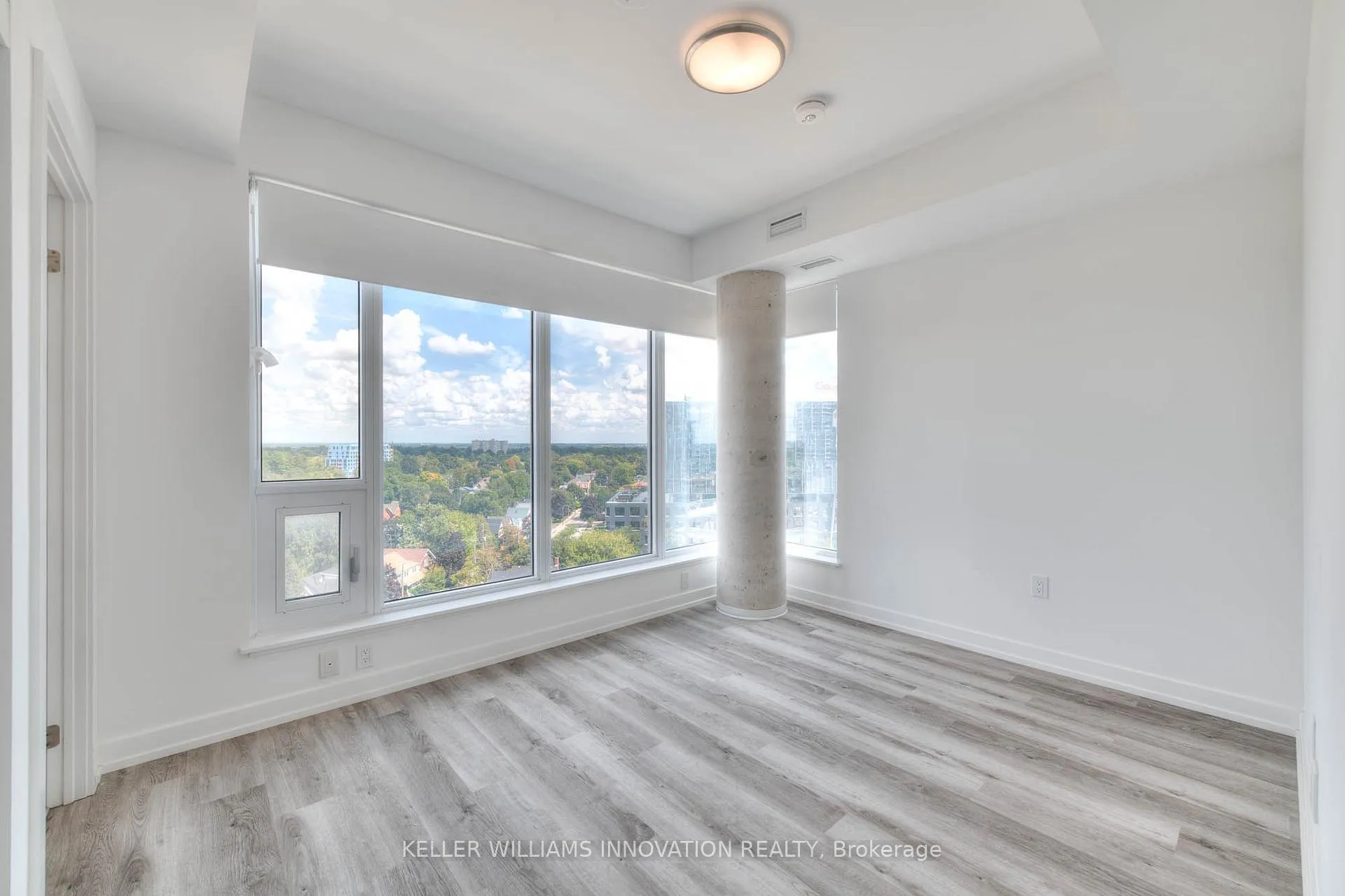 Photo 12 of Unit 1012, 5 Wellington Street S, Kitchener — HOMEH