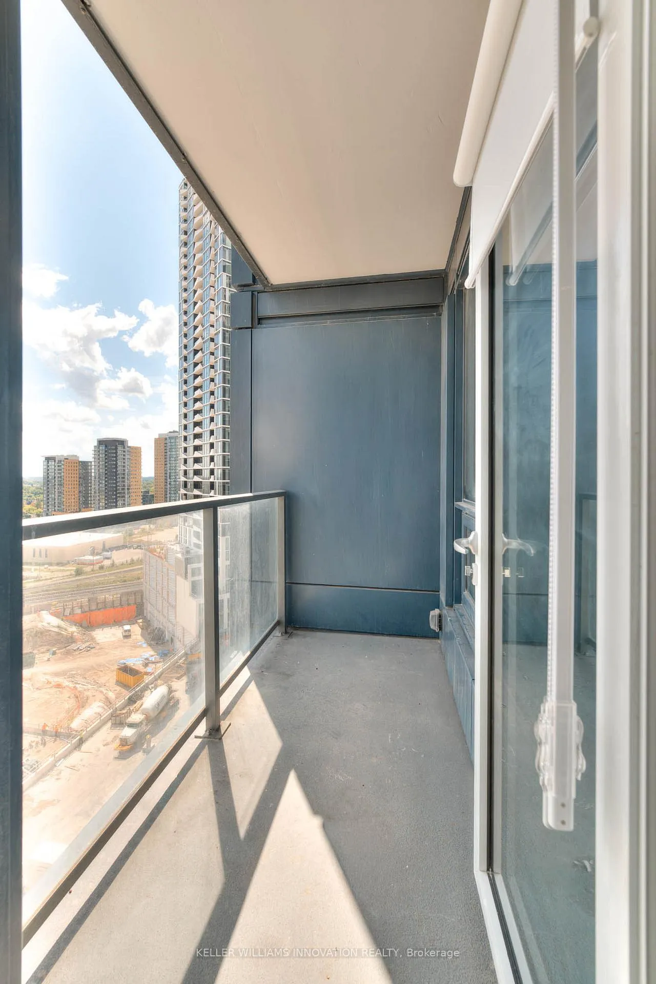 Photo 18 of Unit 1012, 5 Wellington Street S, Kitchener — HOMEH
