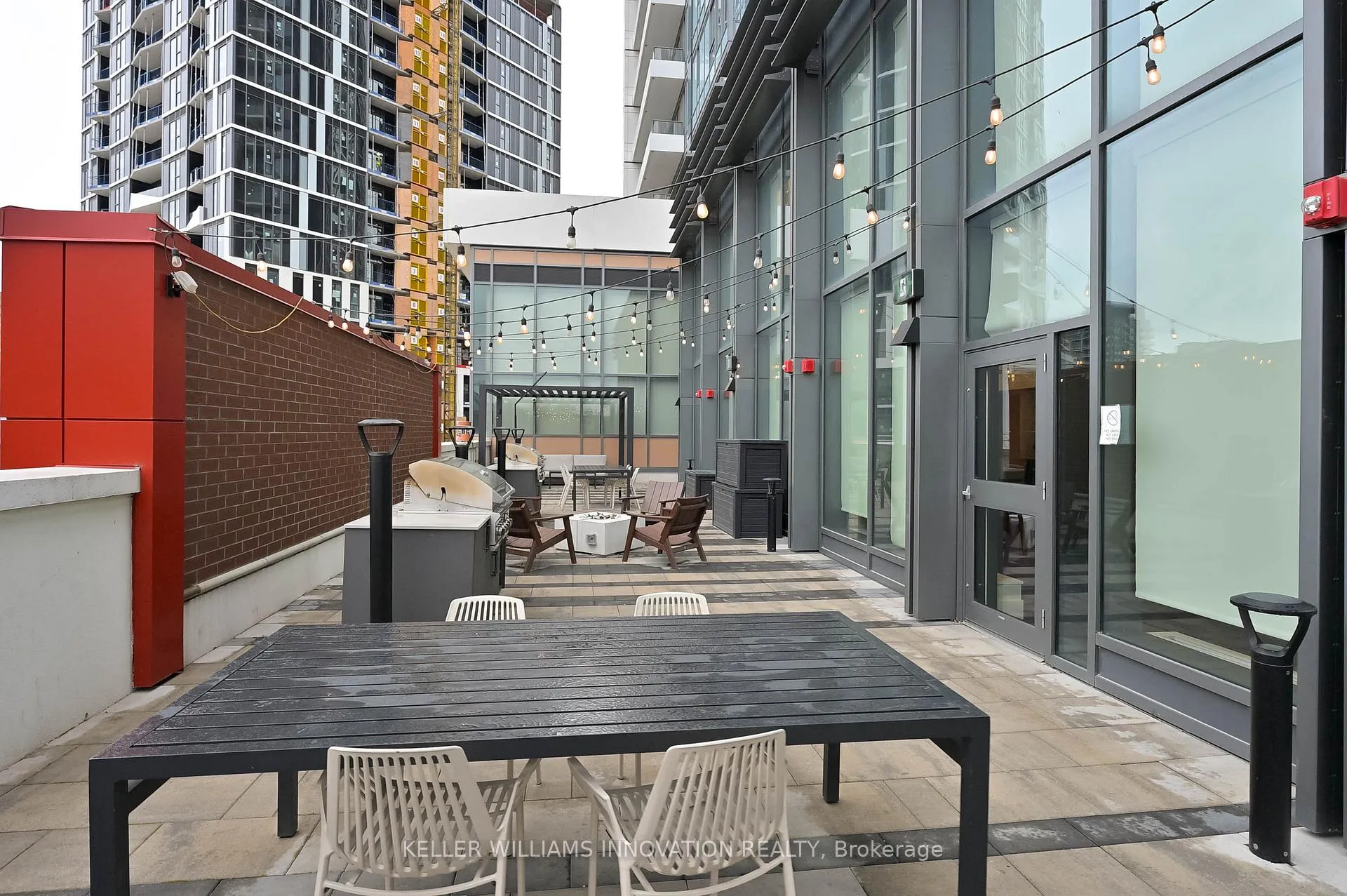 Photo 34 of Unit 1012, 5 Wellington Street S, Kitchener — HOMEH