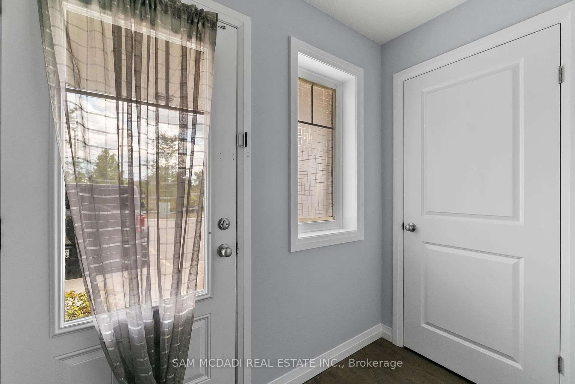 Photo 3 of Unit D8, 24 Morrison Road, Kitchener — HOMEH