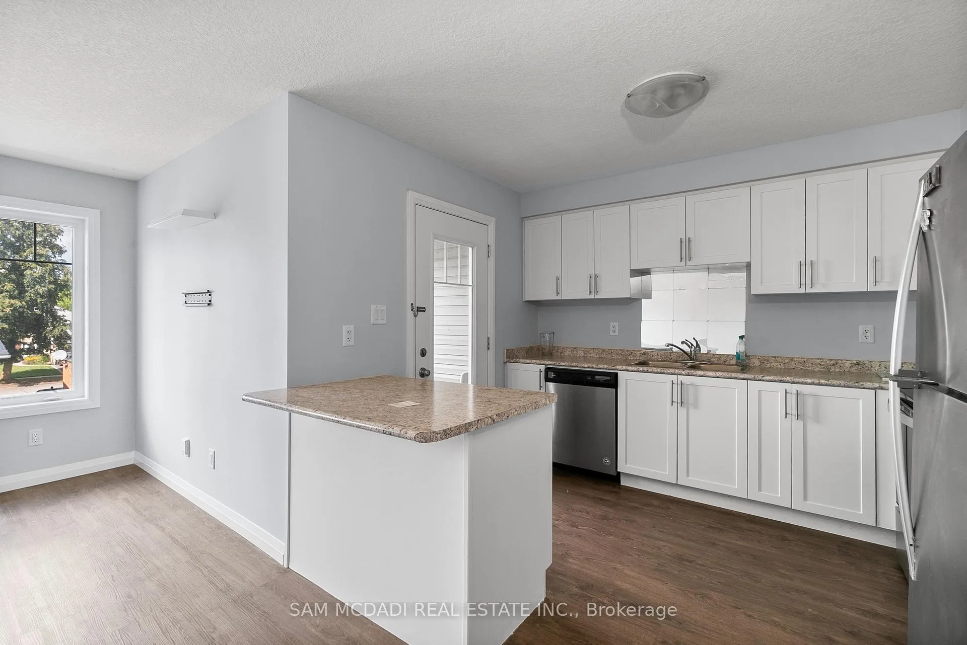 Photo 9 of Unit D8, 24 Morrison Road, Kitchener — HOMEH