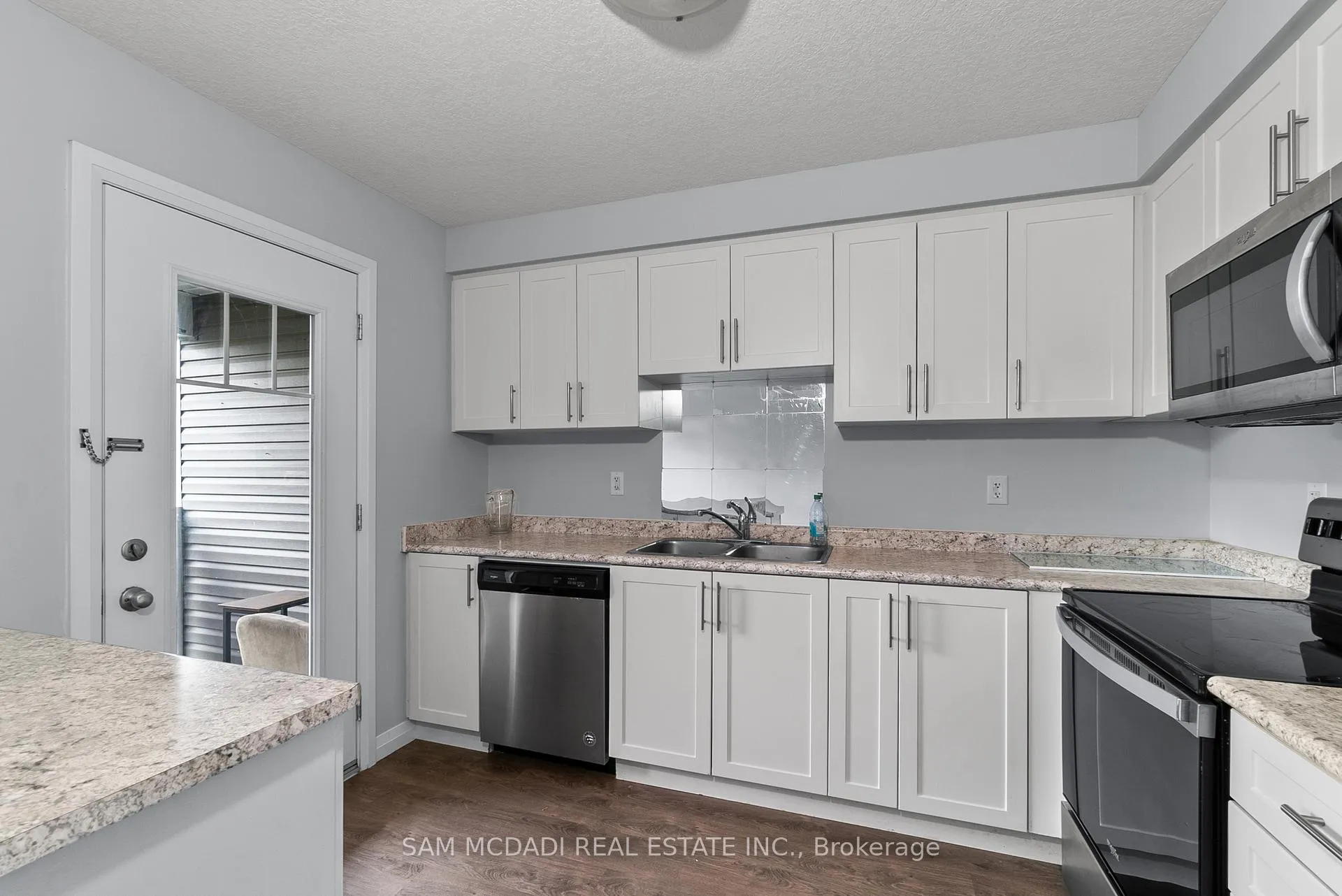 Photo 14 of Unit D8, 24 Morrison Road, Kitchener — HOMEH