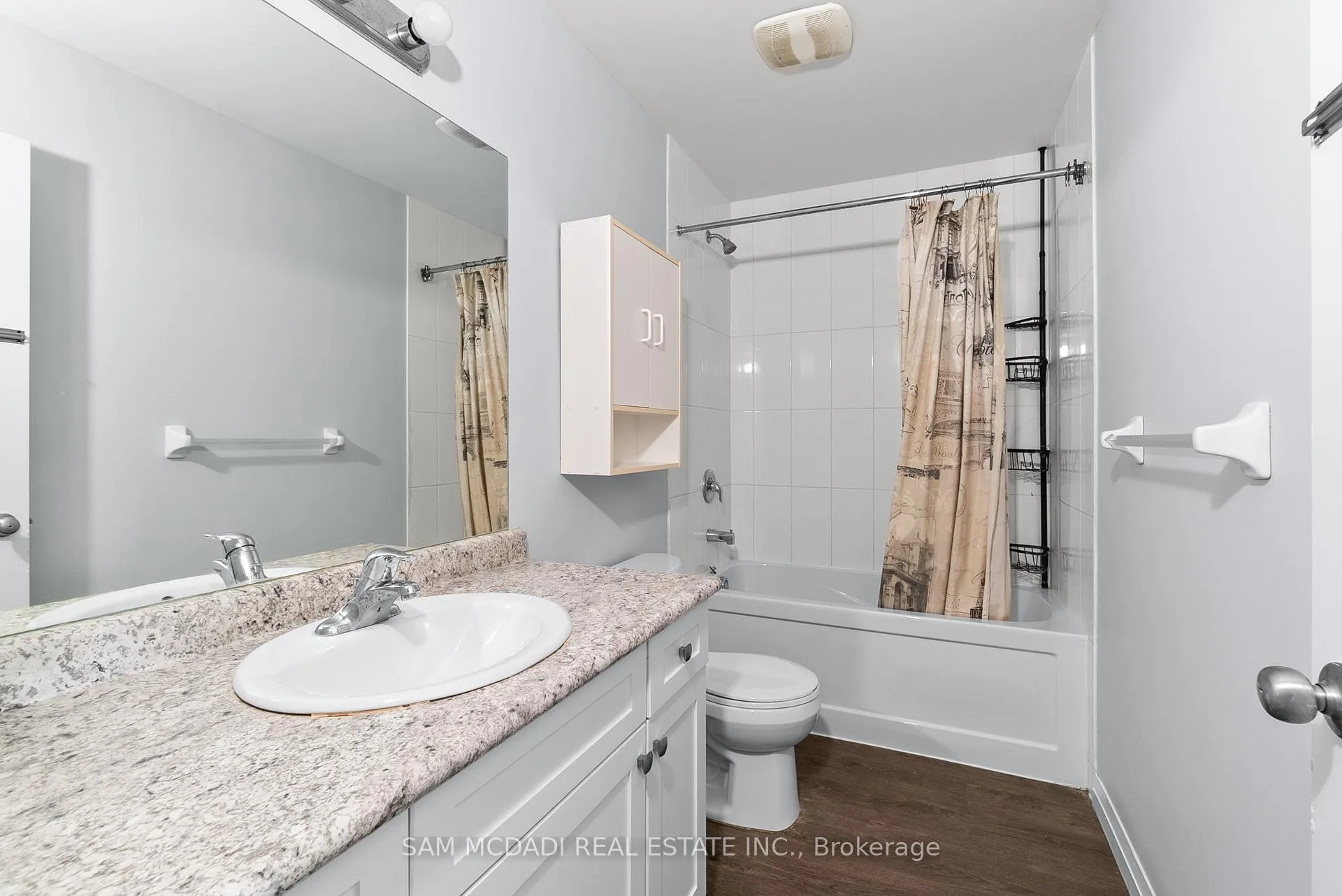 Photo 17 of Unit D8, 24 Morrison Road, Kitchener — HOMEH