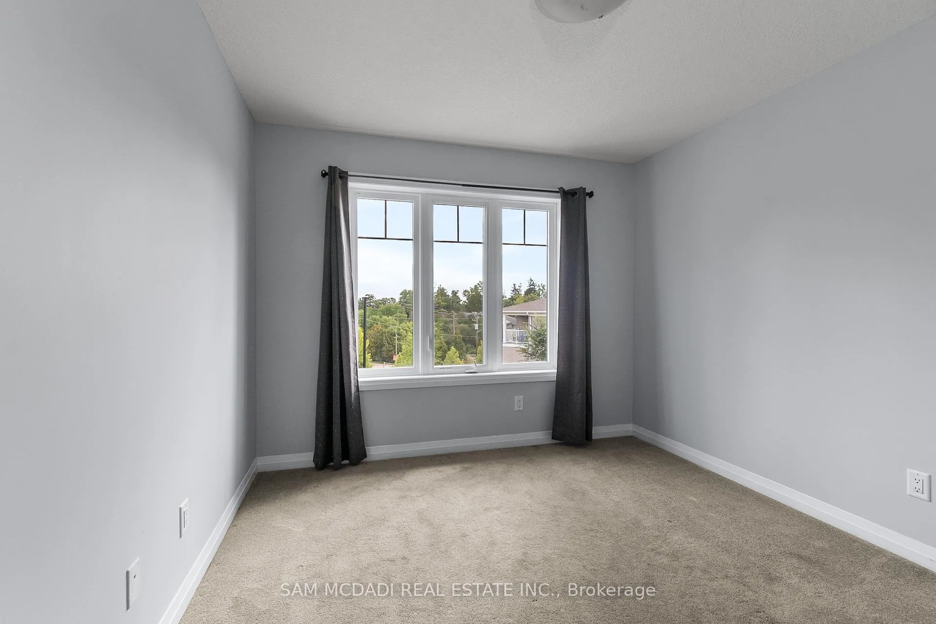 Photo 18 of Unit D8, 24 Morrison Road, Kitchener — HOMEH