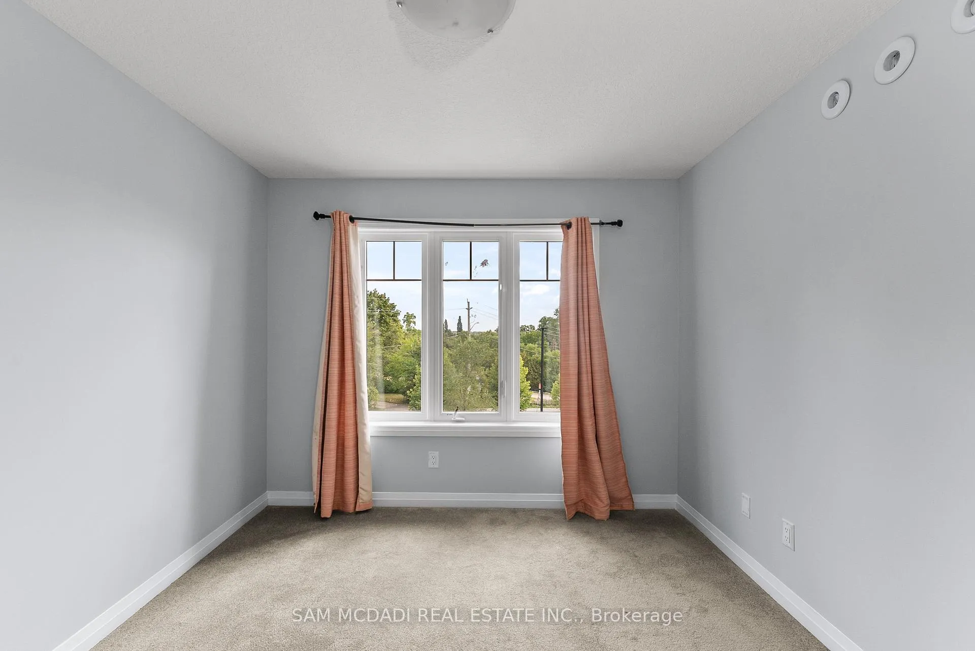 Photo 21 of Unit D8, 24 Morrison Road, Kitchener — HOMEH