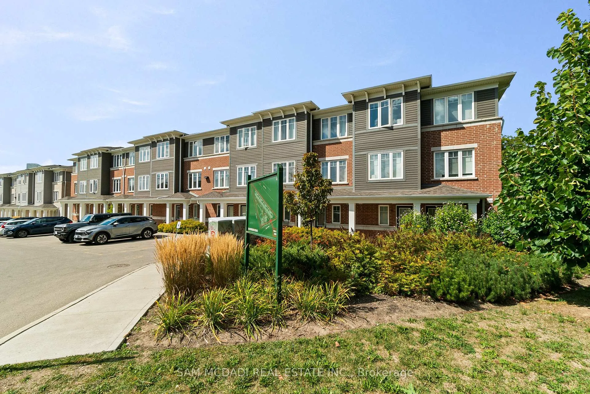 Photo 24 of Unit D8, 24 Morrison Road, Kitchener — HOMEH