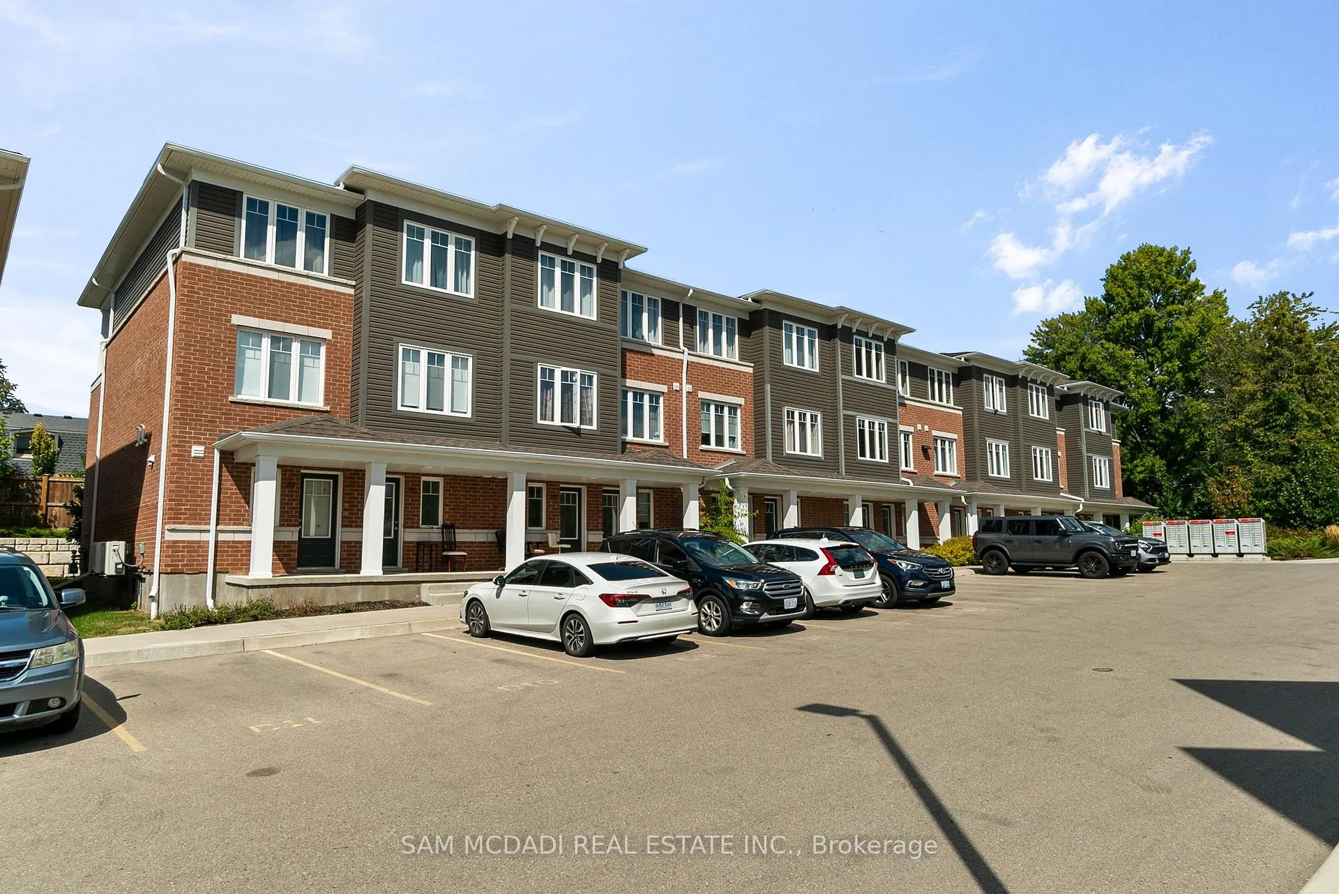 Photo 25 of Unit D8, 24 Morrison Road, Kitchener — HOMEH