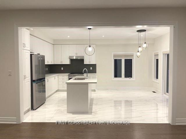 Photo 7 of 115 Connell Drive, Georgina, Keswick North — HOMEH
