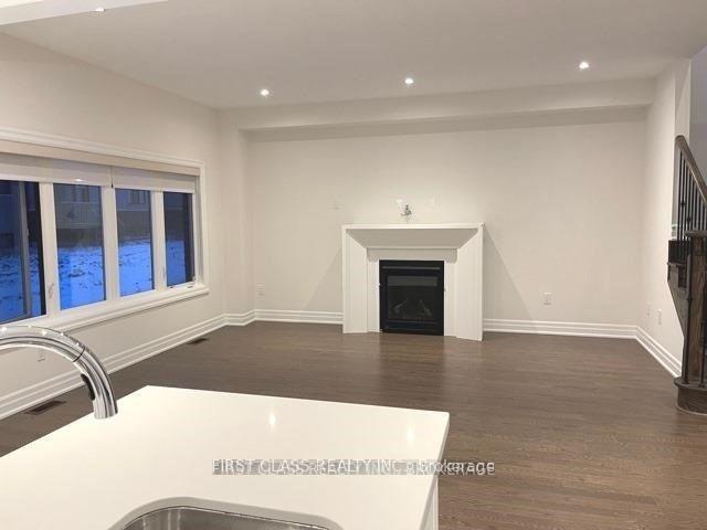 Photo 11 of 115 Connell Drive, Georgina, Keswick North — HOMEH