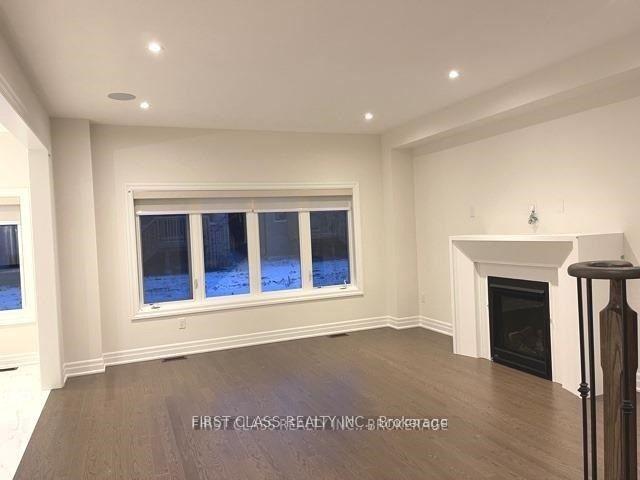 Photo 12 of 115 Connell Drive, Georgina, Keswick North — HOMEH