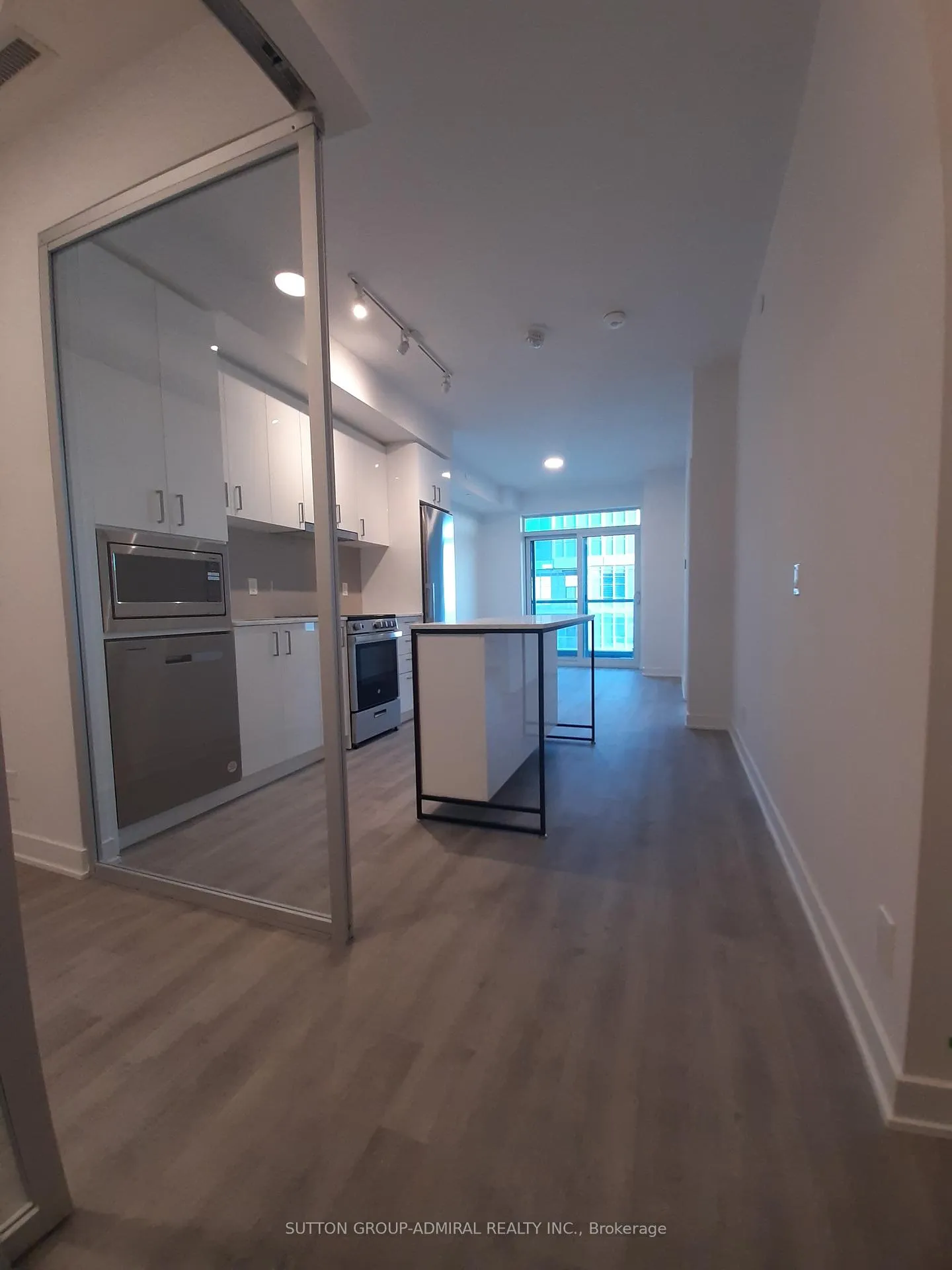 Photo 1 of Unit 3108, 30 Upper Mall Way, Vaughan, Brownridge — HOMEH