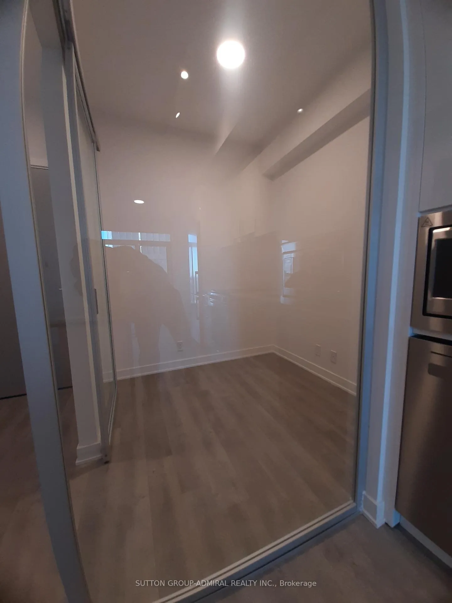 Photo 3 of Unit 3108, 30 Upper Mall Way, Vaughan, Brownridge — HOMEH