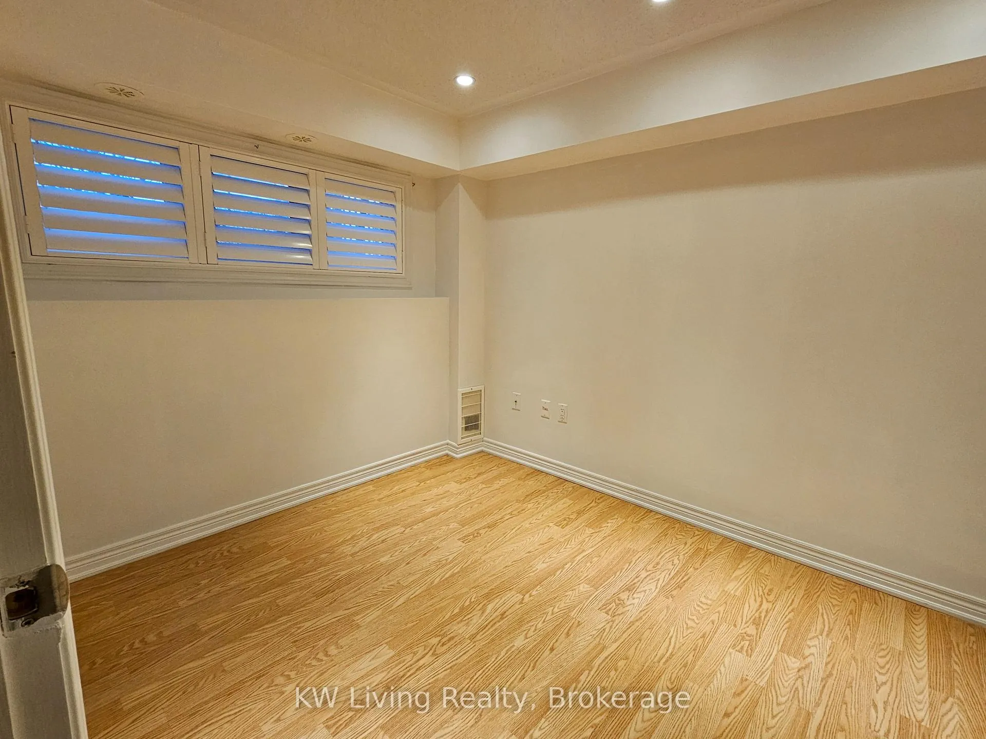 Photo 24 of 26 Comely Way, Markham, Milliken Mills East — HOMEH