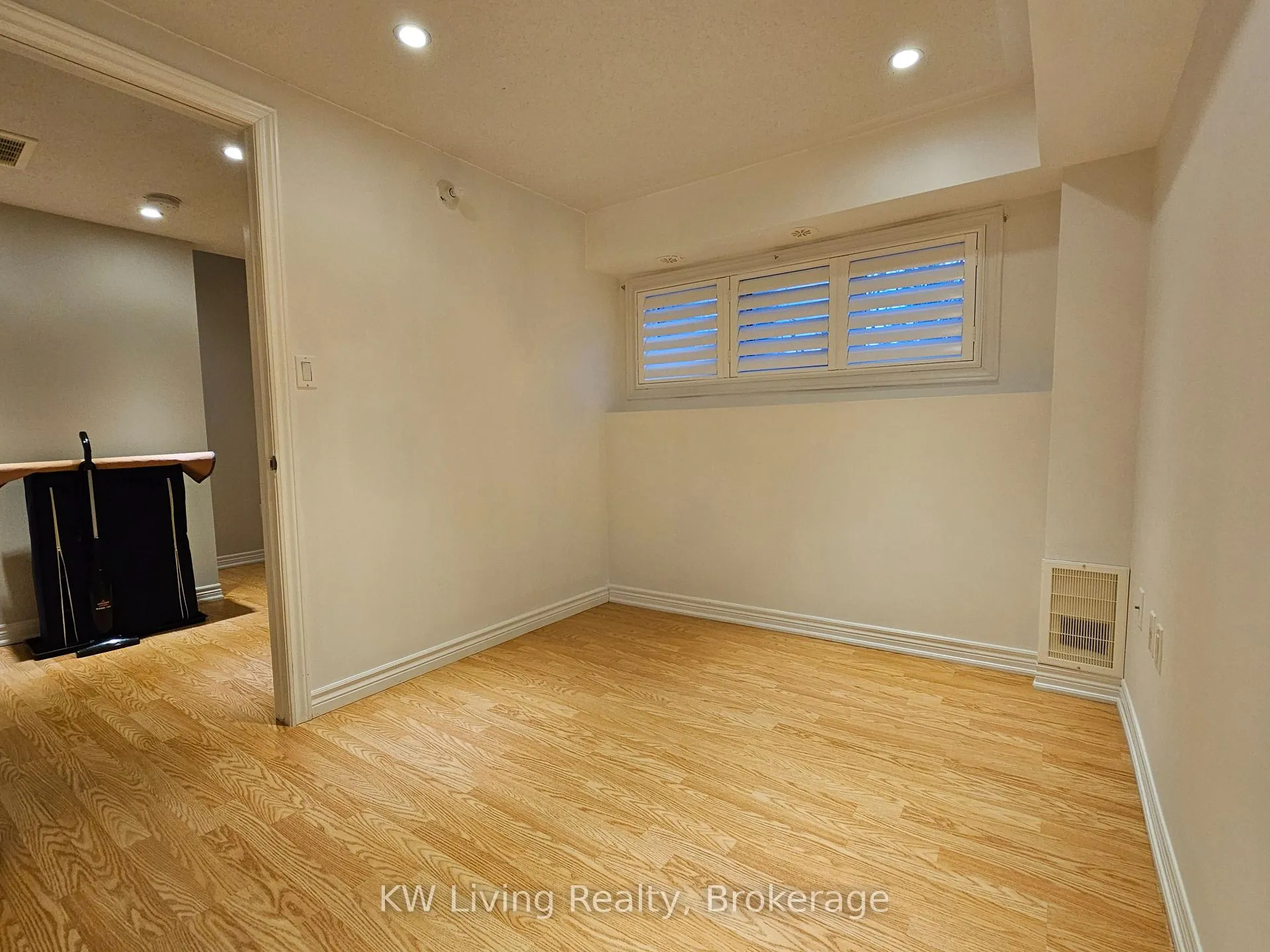 Photo 25 of 26 Comely Way, Markham, Milliken Mills East — HOMEH