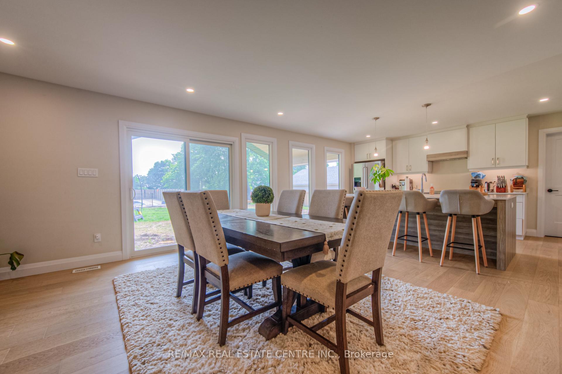 Photo 9 of 226 Brant Road, Brant, South Dumfries — HOMEH