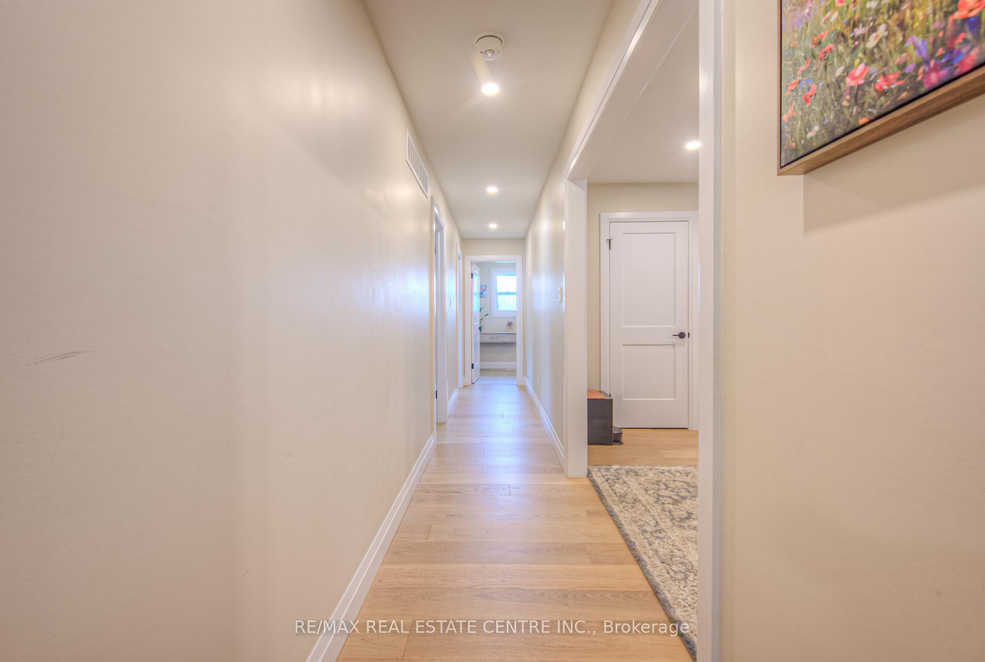 Photo 20 of 226 Brant Road, Brant, South Dumfries — HOMEH